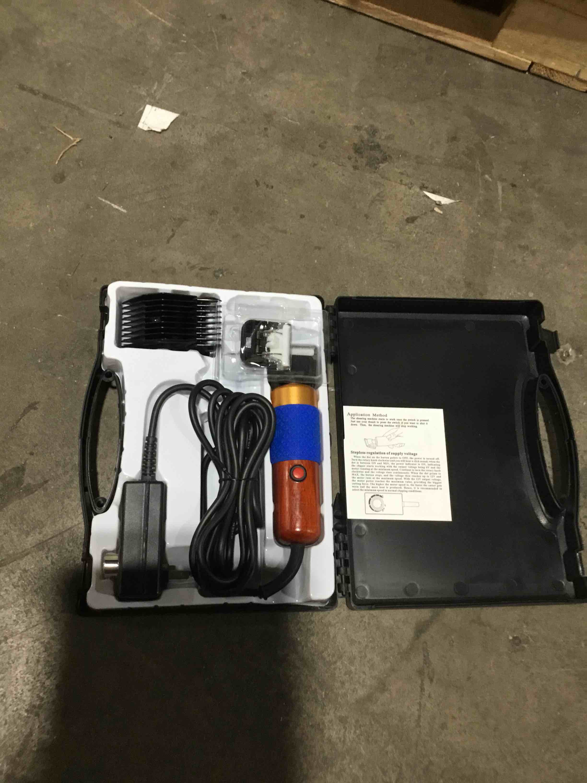 https://s3.amazonaws.com/lotting-images-prod/bidfta/BLU3034794_1686855279315.jpeg