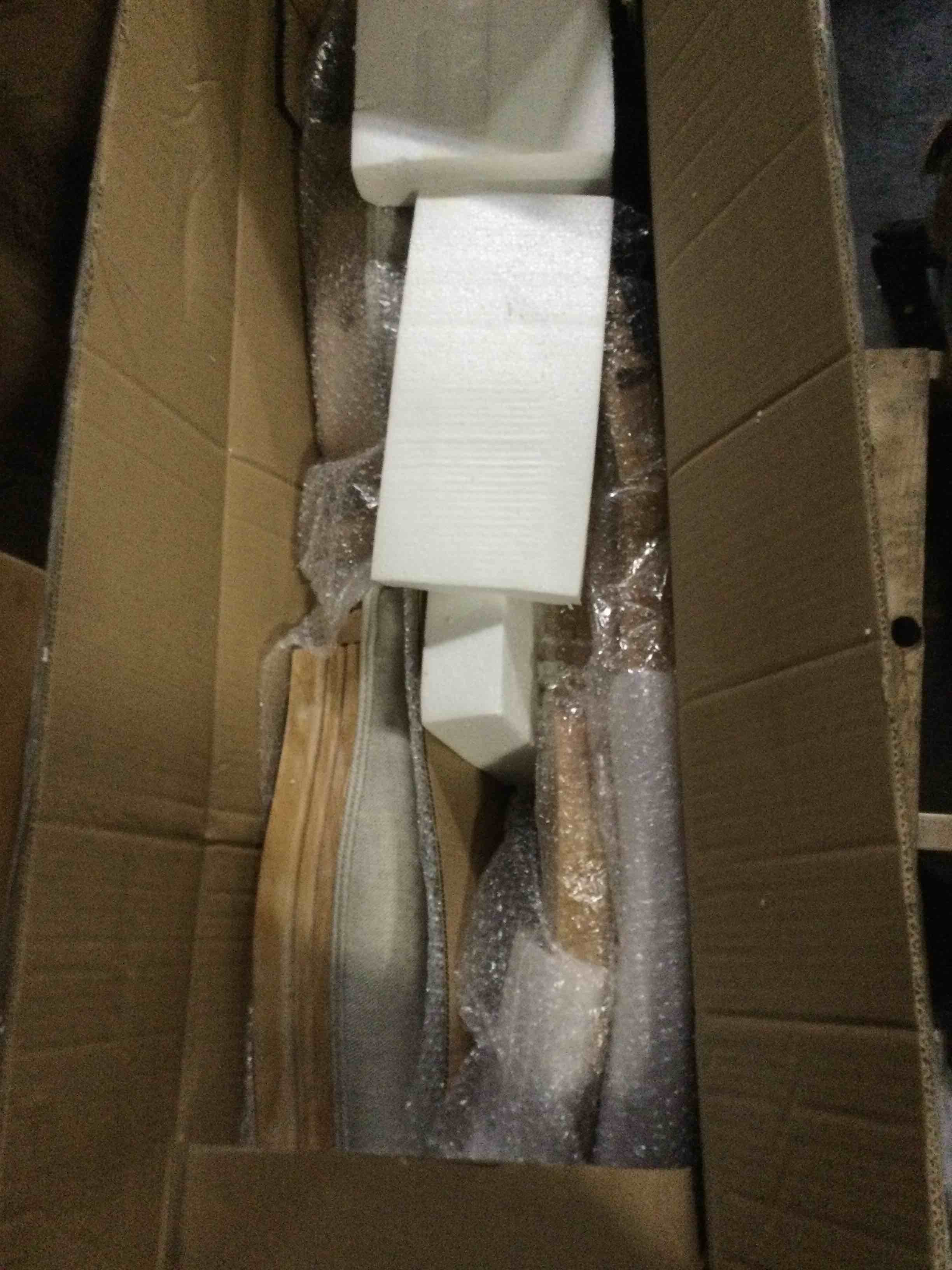 https://s3.amazonaws.com/lotting-images-prod/bidfta/BLU3249103_1663768285123.jpeg