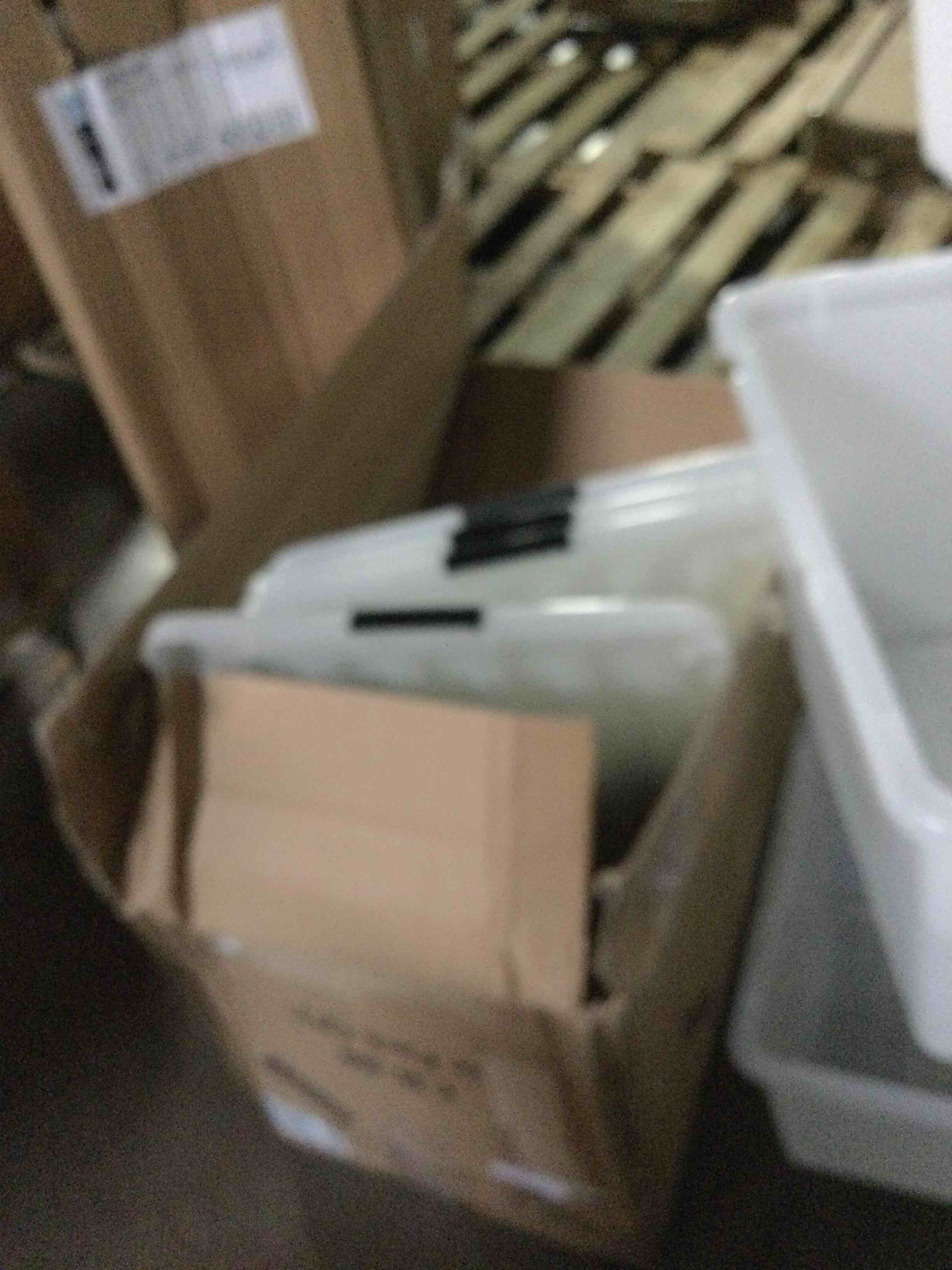 https://s3.amazonaws.com/lotting-images-prod/bidfta/BLU3249108_1663770711867.jpeg