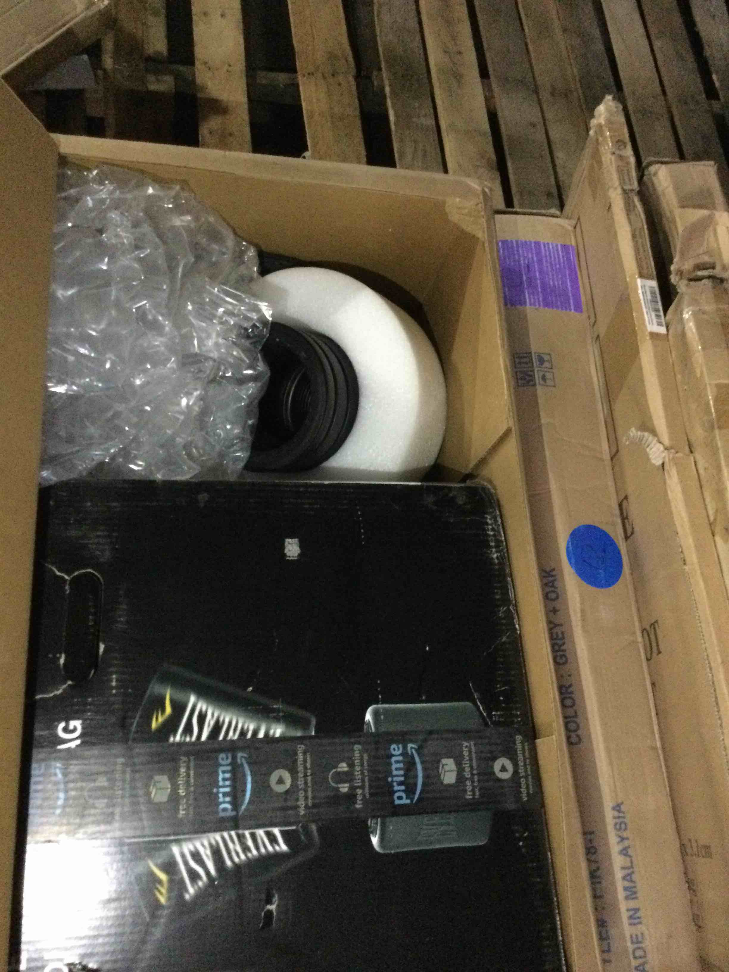 https://s3.amazonaws.com/lotting-images-prod/bidfta/BLU3249113_1663772093950.jpeg