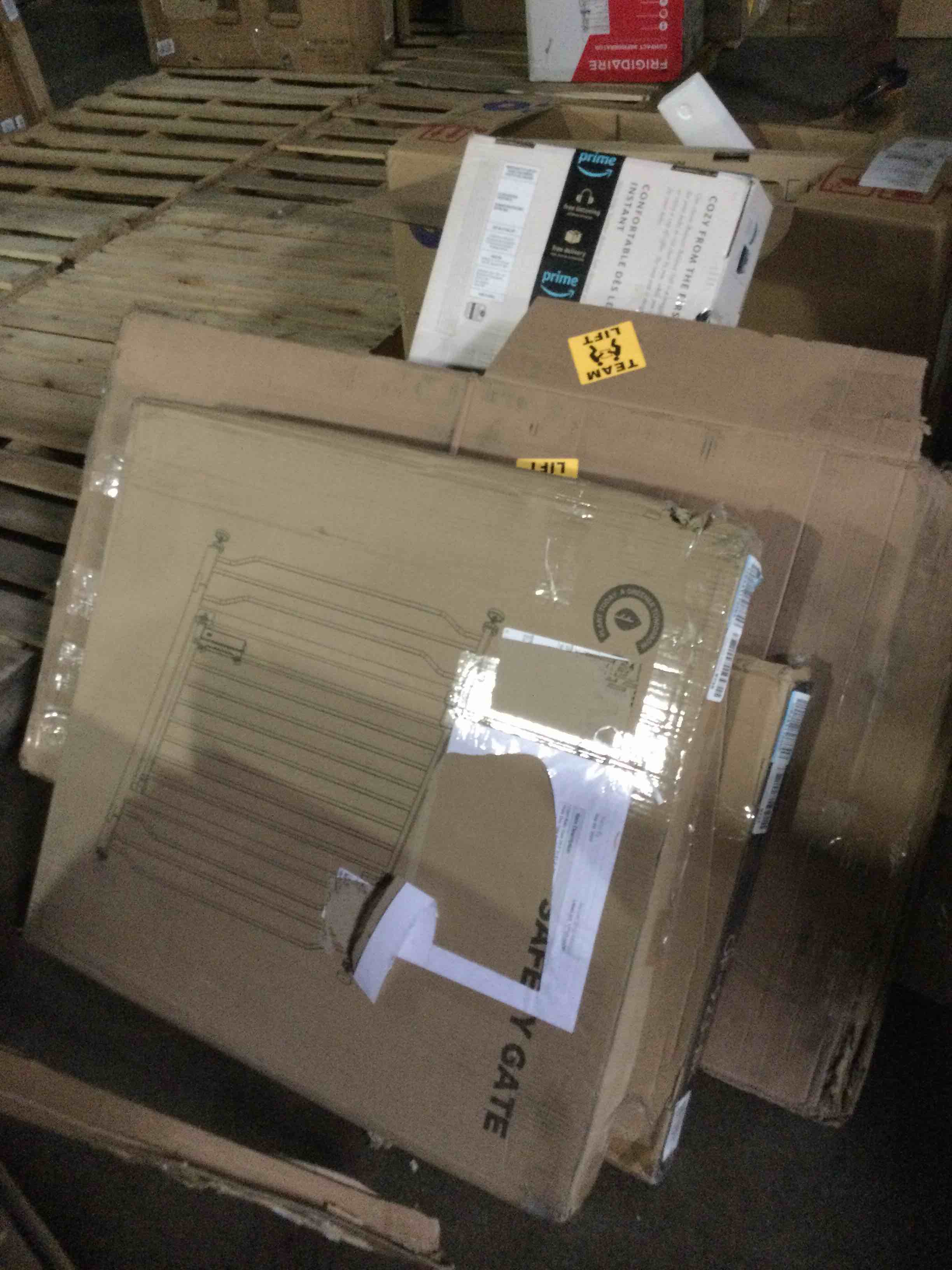 https://s3.amazonaws.com/lotting-images-prod/bidfta/BLU3249118_1663772532918.jpeg
