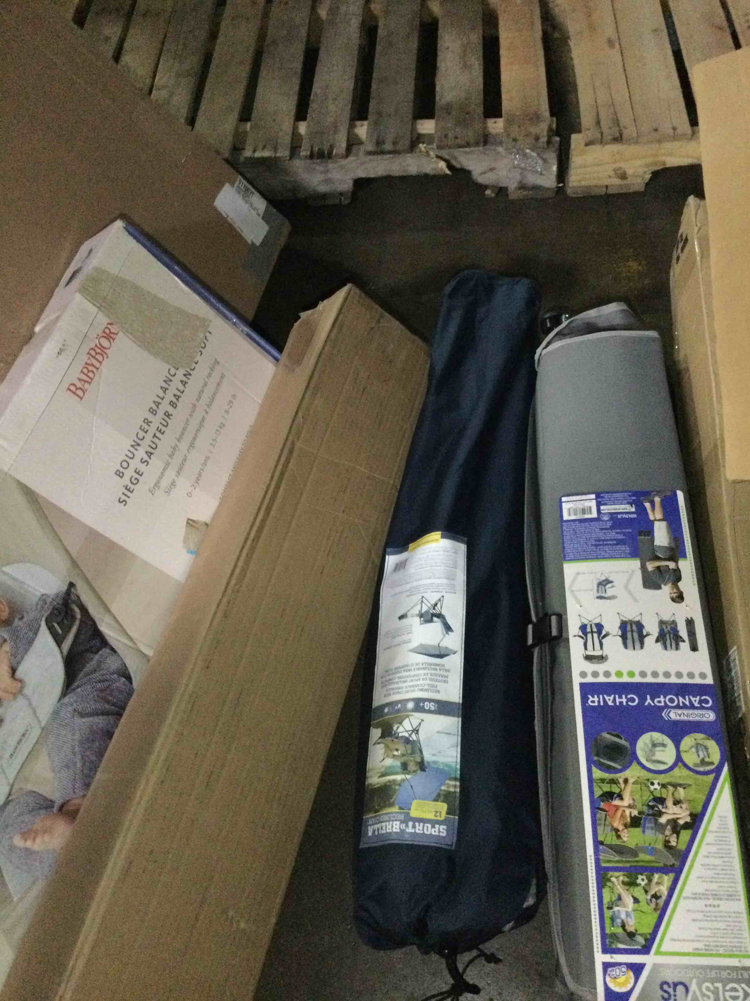https://s3.amazonaws.com/lotting-images-prod/bidfta/BLU3249130_1663772948292.jpeg