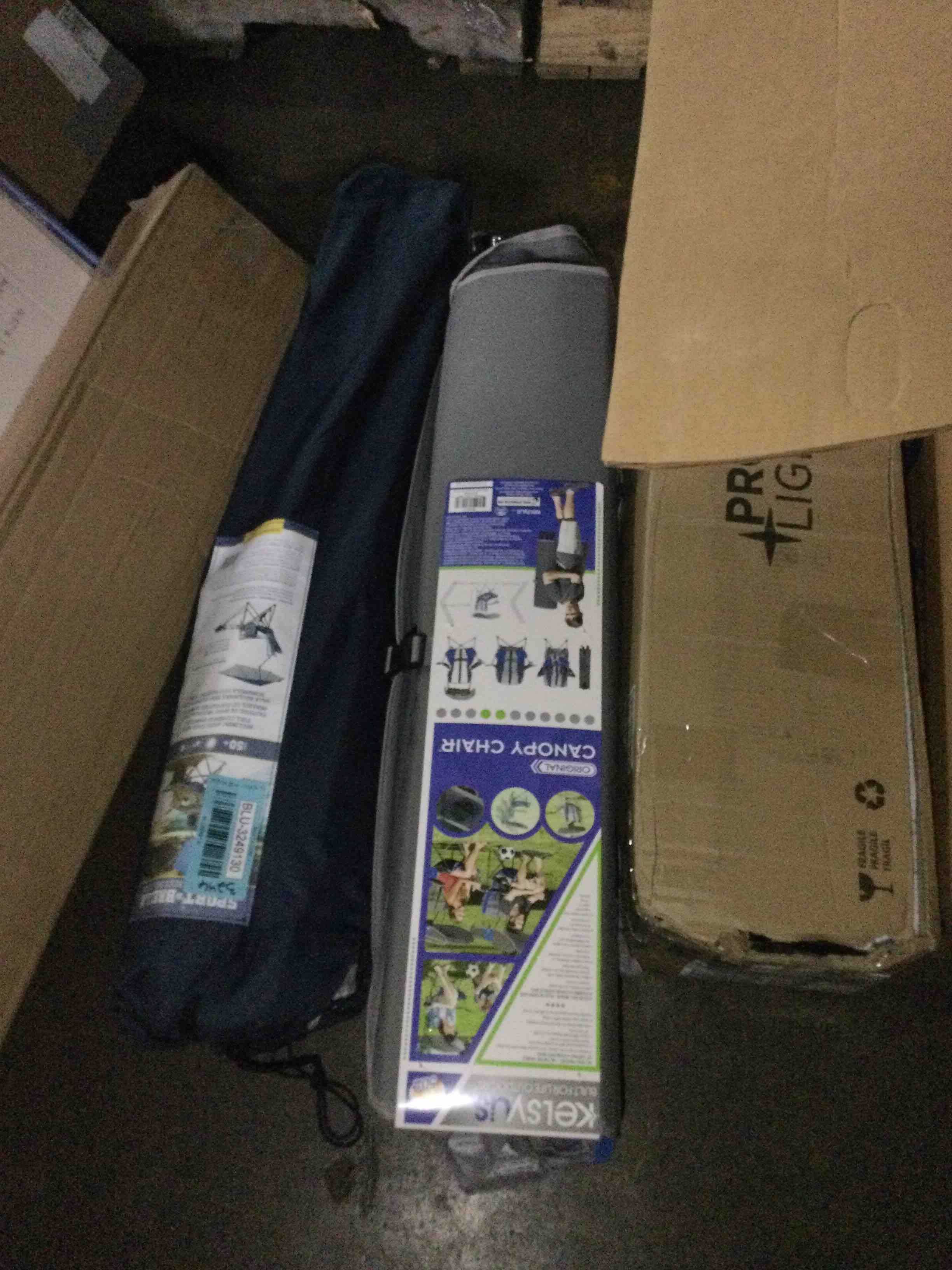 https://s3.amazonaws.com/lotting-images-prod/bidfta/BLU3249131_1663772985931.jpeg