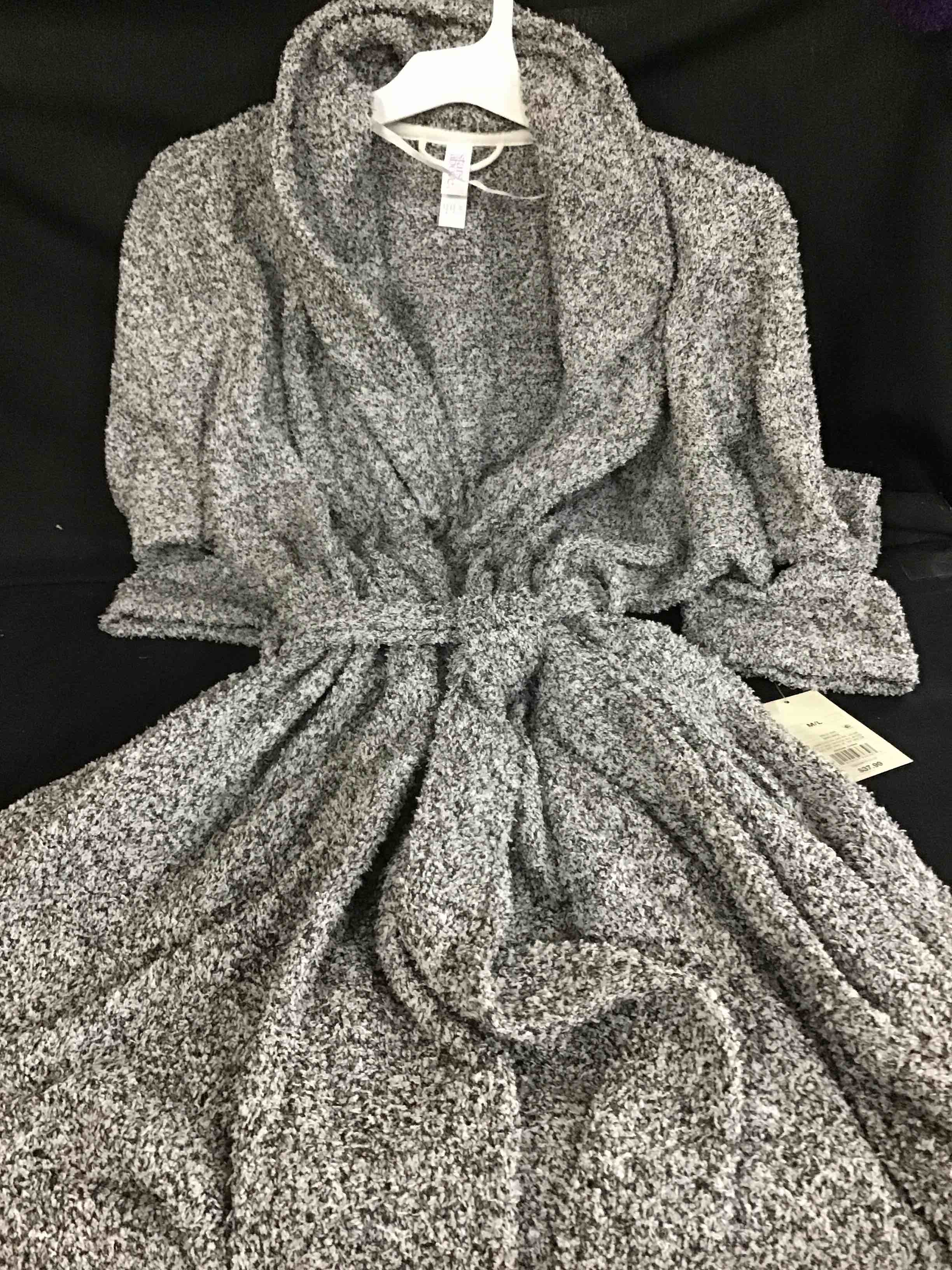 https://s3.amazonaws.com/lotting-images-prod/bidfta/BLU3400789_1682445218793.jpeg