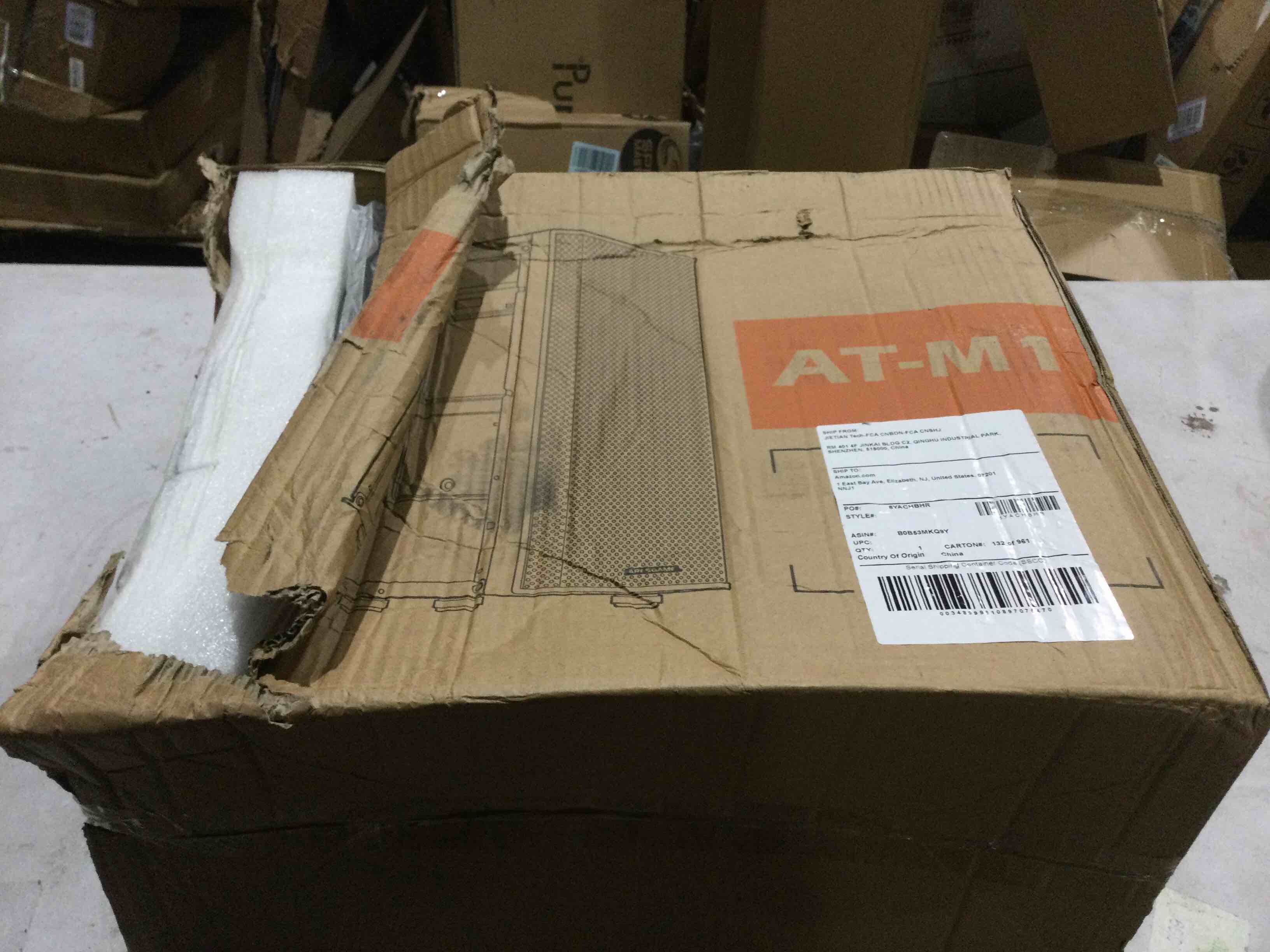 https://s3.amazonaws.com/lotting-images-prod/bidfta/BLU3455116_1678890961384.jpeg