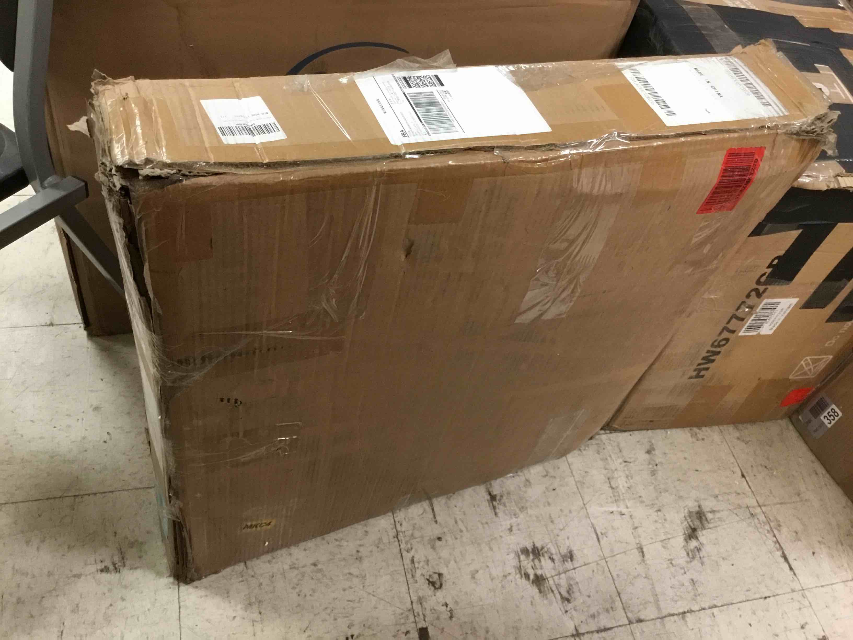https://s3.amazonaws.com/lotting-images-prod/bidfta/BLU3605785_1688587900193.jpeg