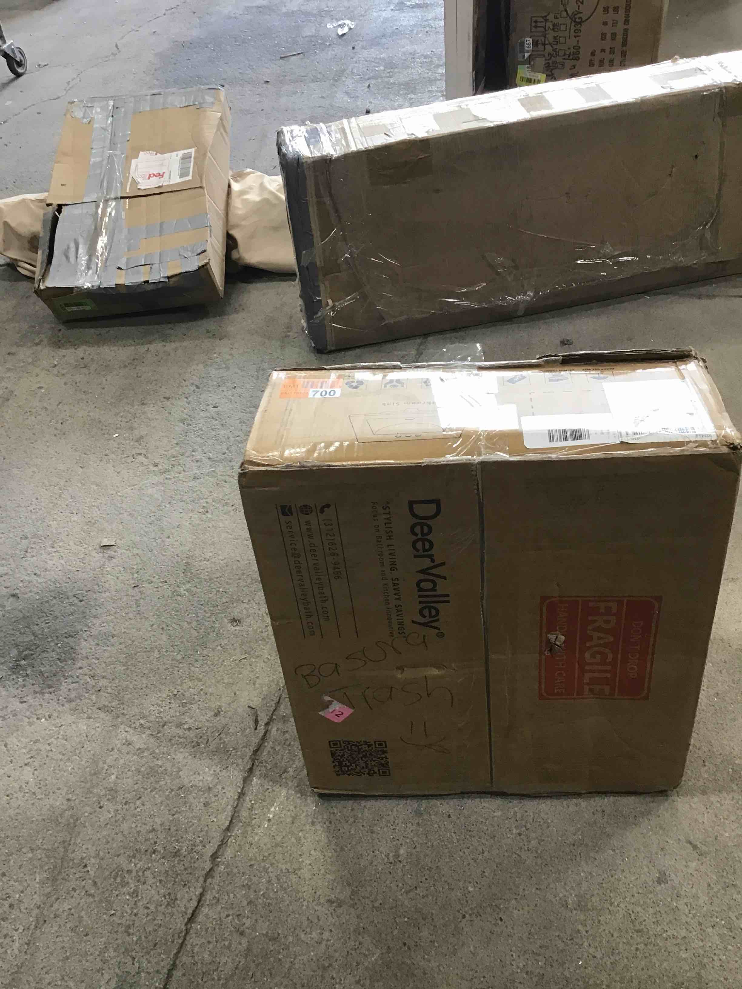 https://s3.amazonaws.com/lotting-images-prod/bidfta/BLU3610711_1724357519221.jpeg