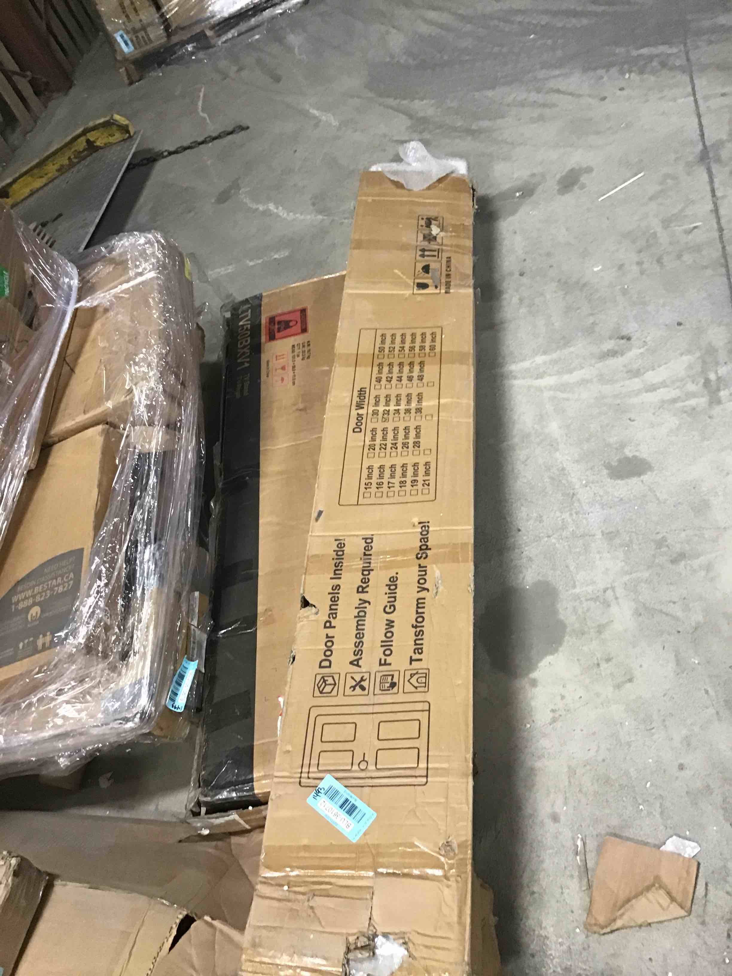 A door of some sort with a door width of 32 inches
