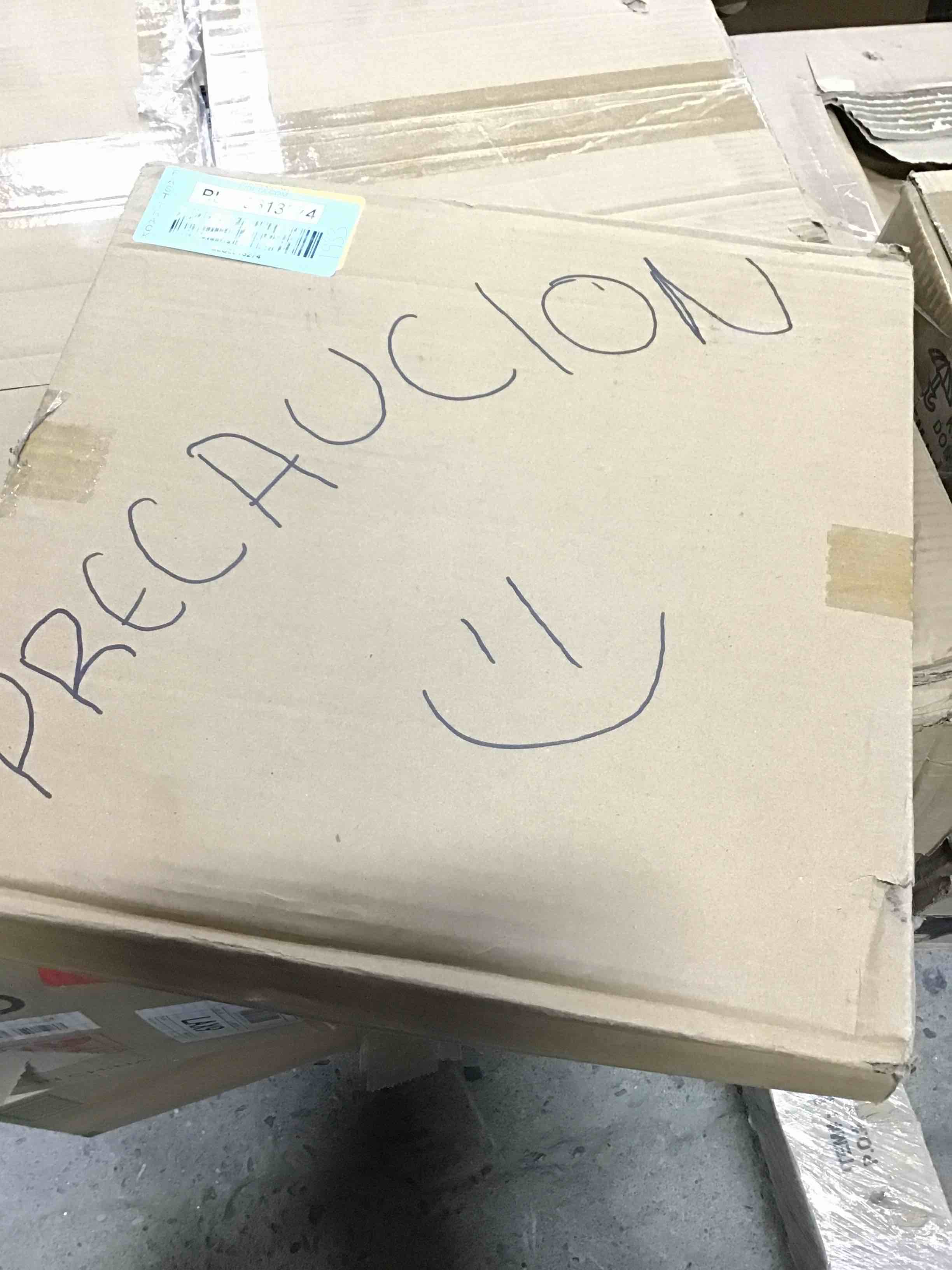 https://s3.amazonaws.com/lotting-images-prod/bidfta/BLU3613274_1728589336634.jpeg