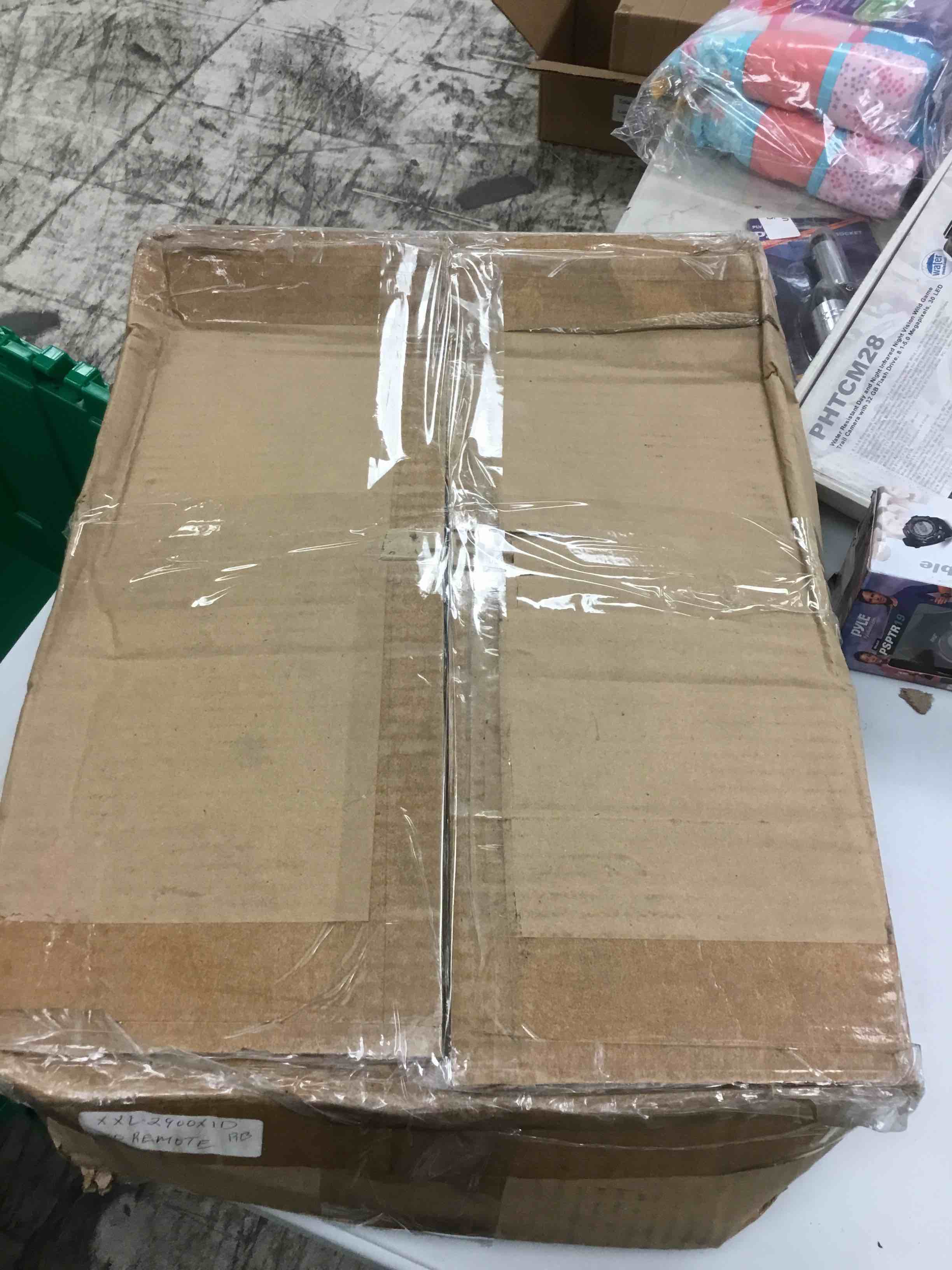 https://s3.amazonaws.com/lotting-images-prod/bidfta/BLU3685142_1687271773822.jpeg