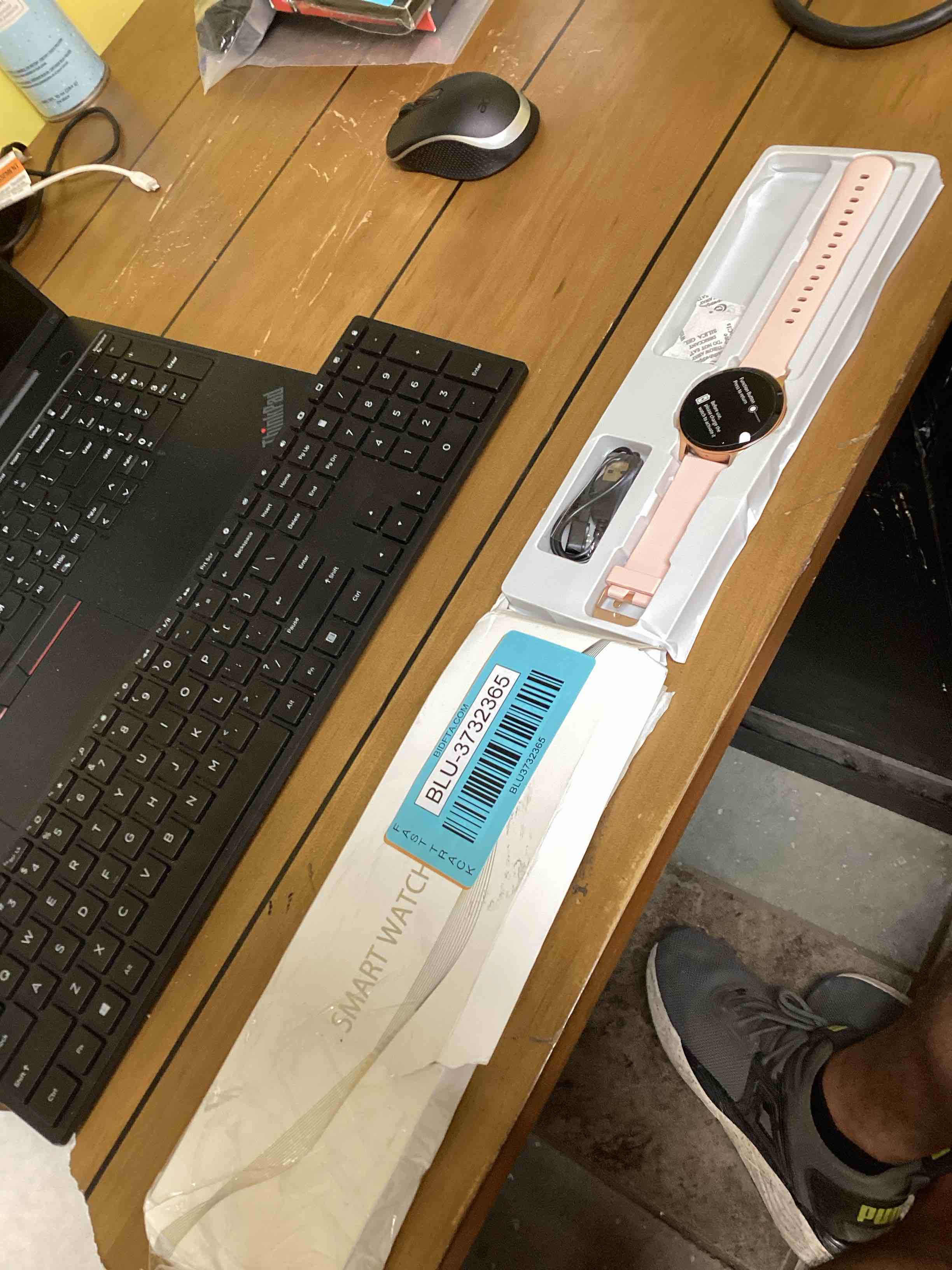https://s3.amazonaws.com/lotting-images-prod/bidfta/BLU3732365_1719852711637.jpeg