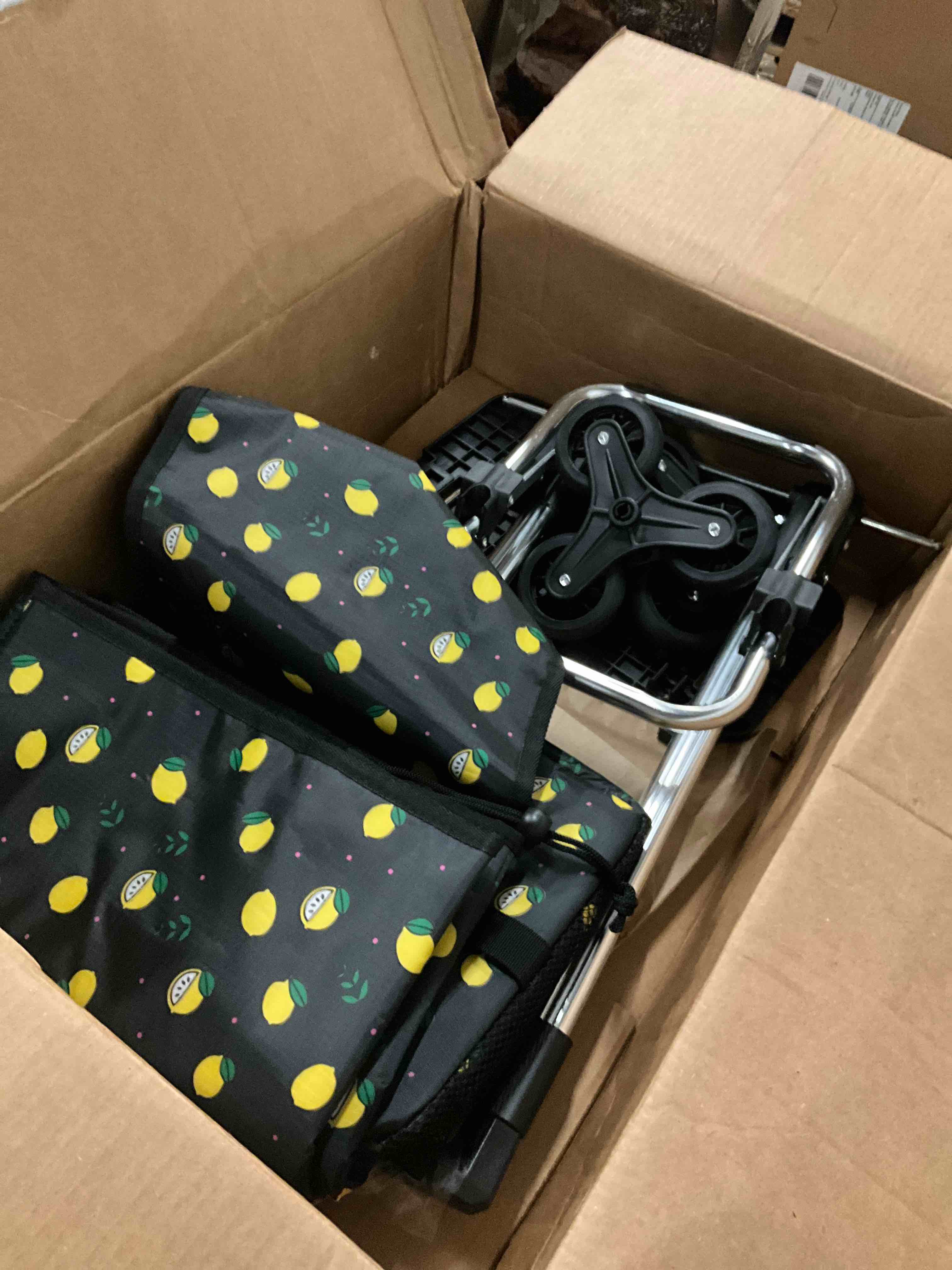 https://s3.amazonaws.com/lotting-images-prod/bidfta/BLU3736357_1689960115208.jpeg