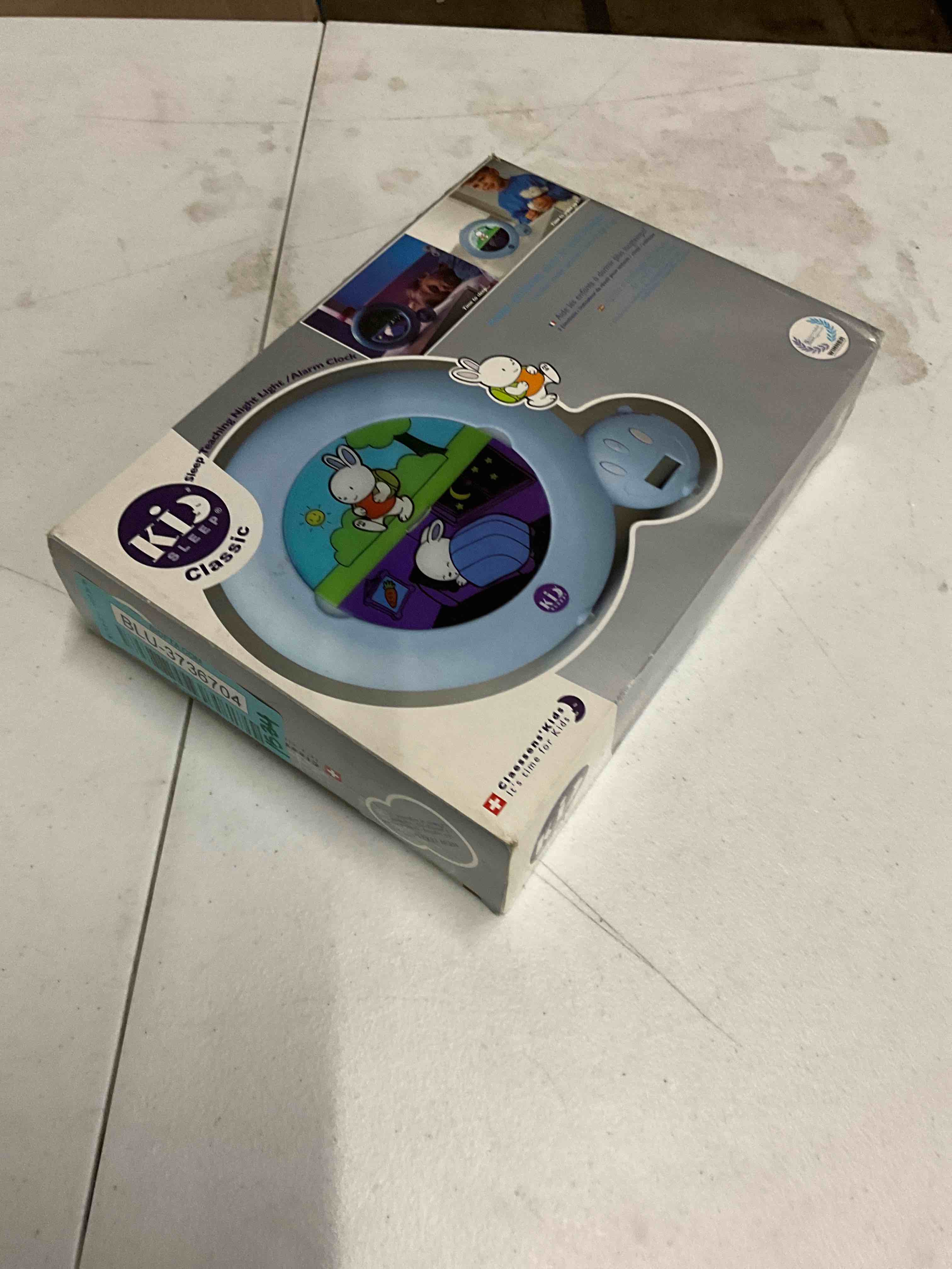 https://s3.amazonaws.com/lotting-images-prod/bidfta/BLU3736704_1690387129203.jpeg