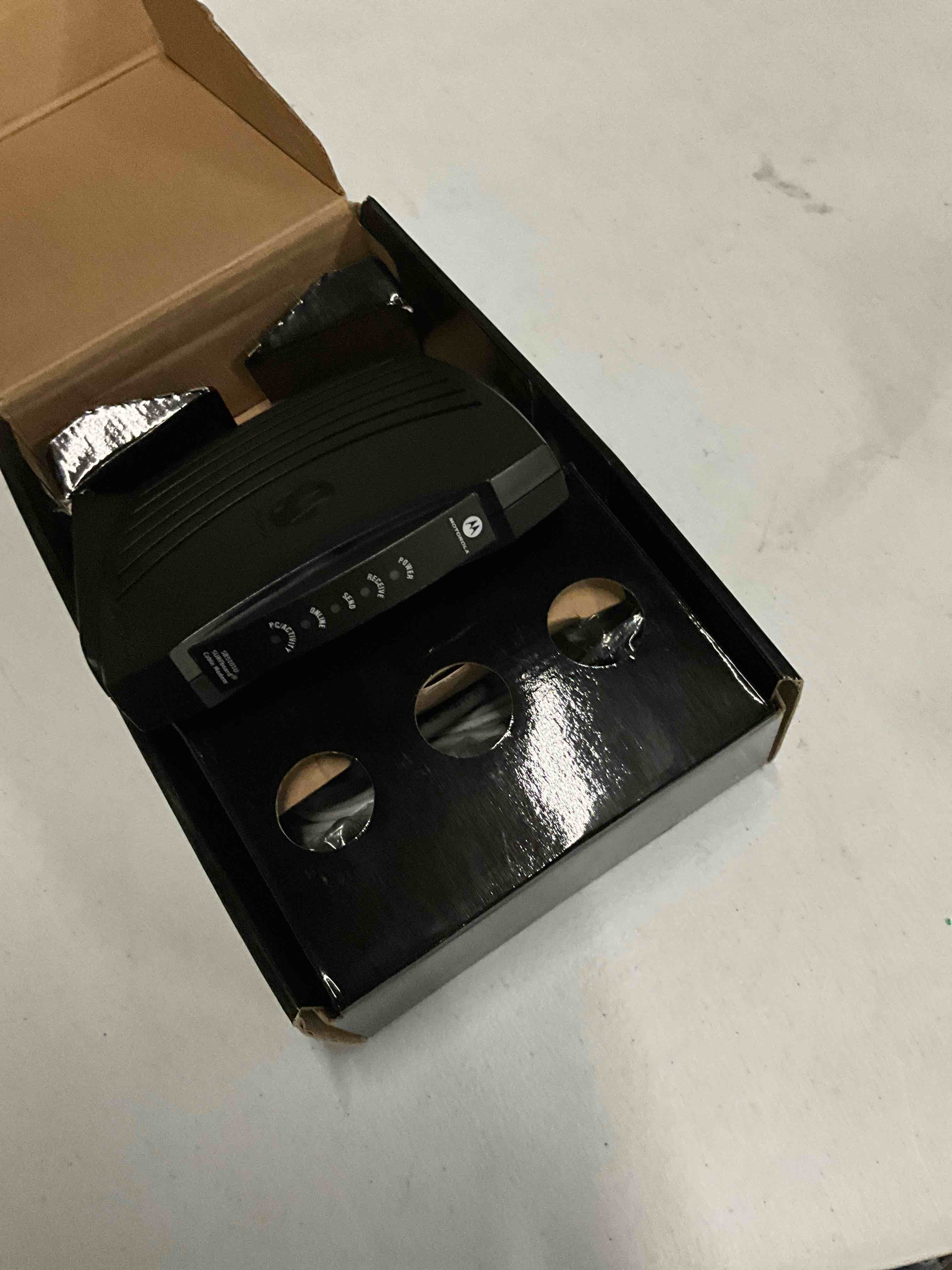 https://s3.amazonaws.com/lotting-images-prod/bidfta/BLU3736712_1690392226886.jpeg