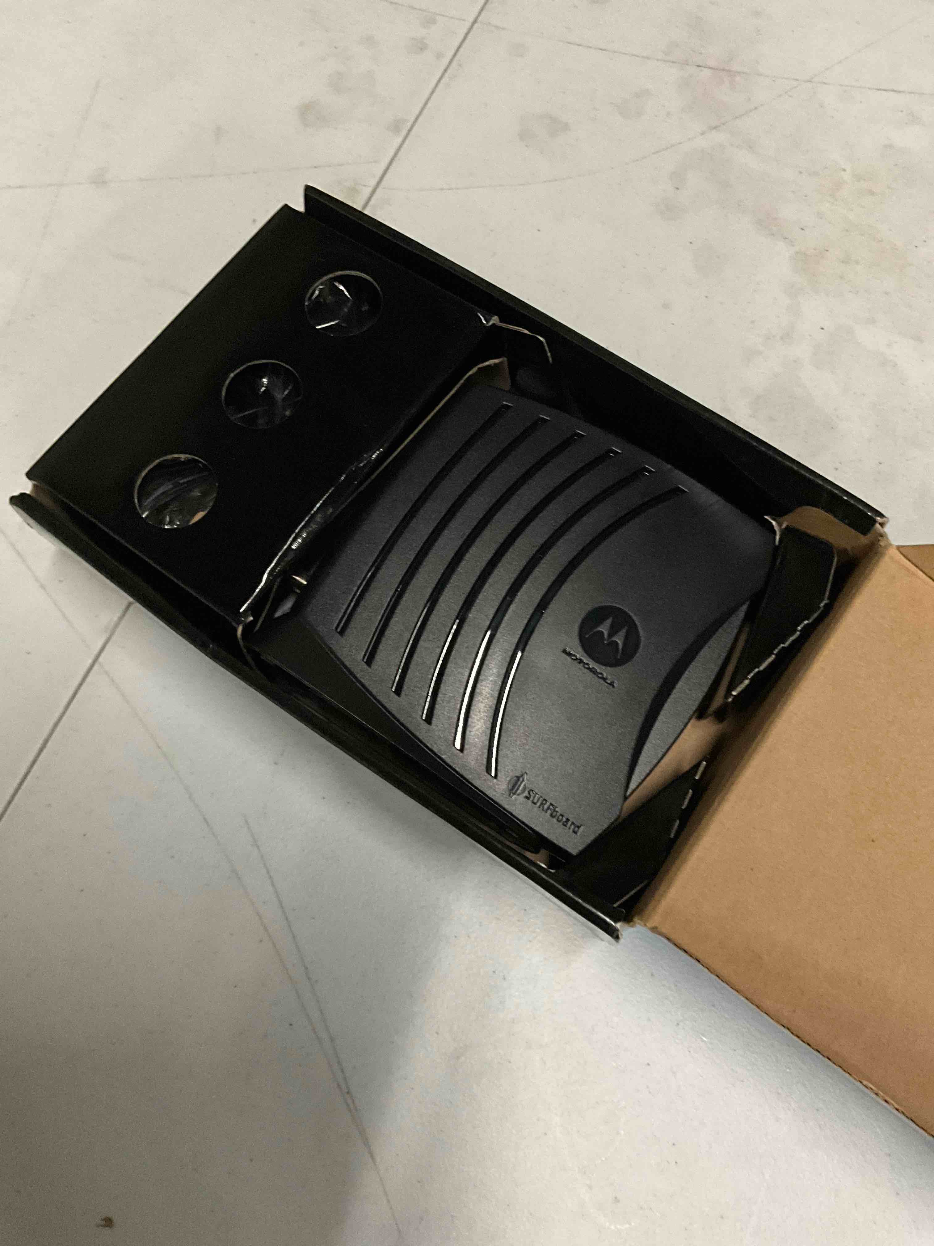 https://s3.amazonaws.com/lotting-images-prod/bidfta/BLU3736712_1690392233737.jpeg