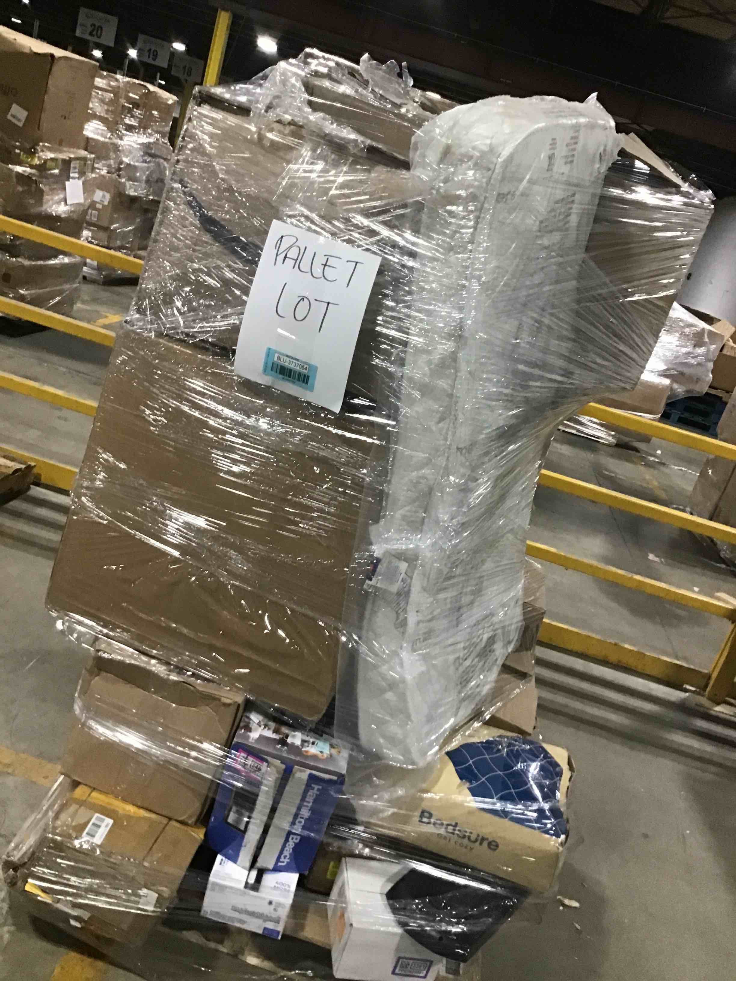 Assorted pallet lot In Furniture & Home- Doods - NOT REFUNDABLE 