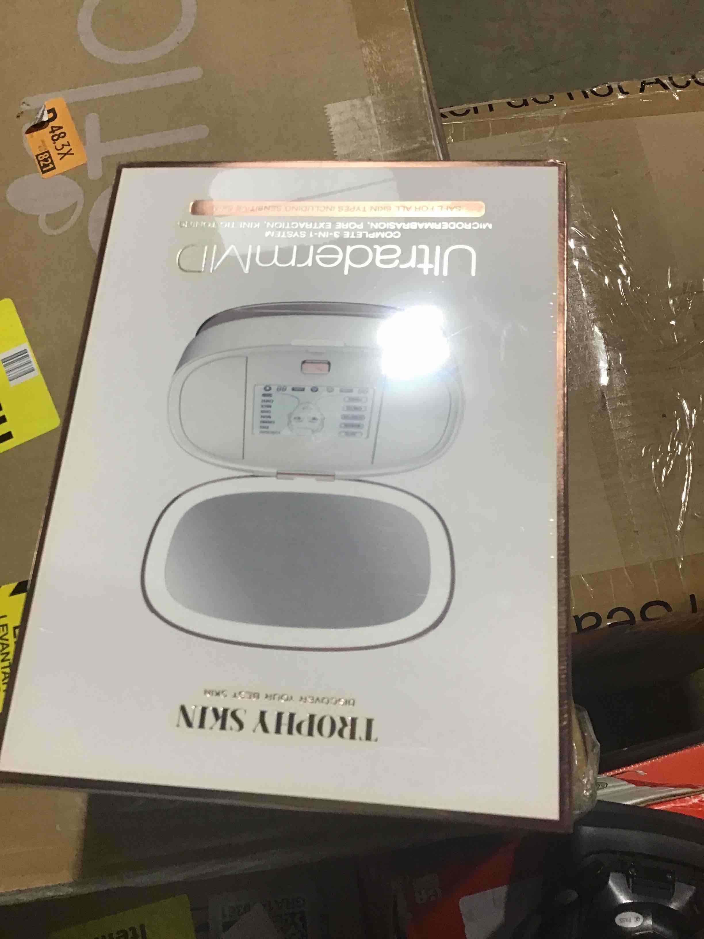 https://s3.amazonaws.com/lotting-images-prod/bidfta/BLU3737196_1734536975180.jpeg