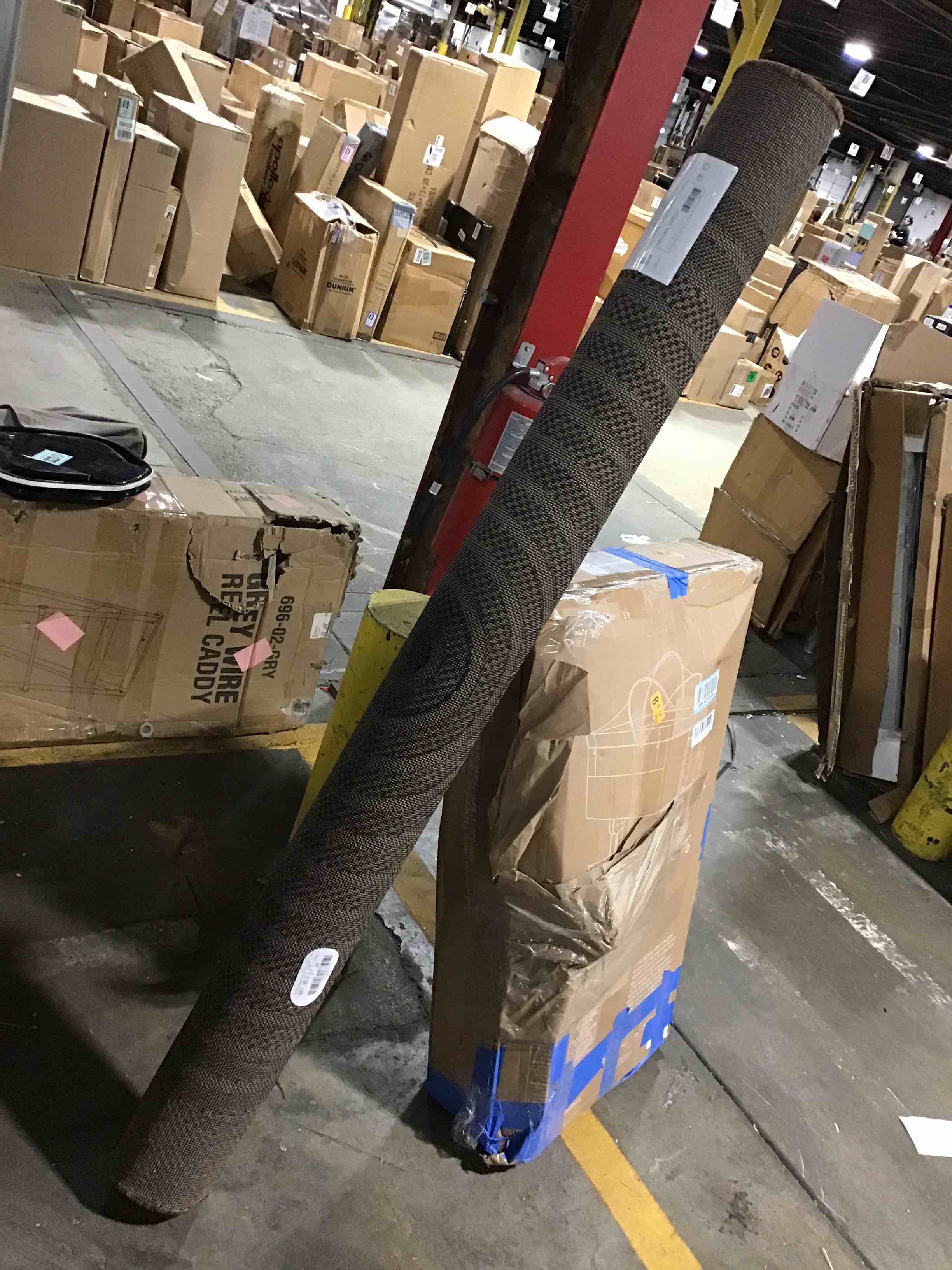 https://s3.amazonaws.com/lotting-images-prod/bidfta/BLU3737740_1756210737235.jpeg