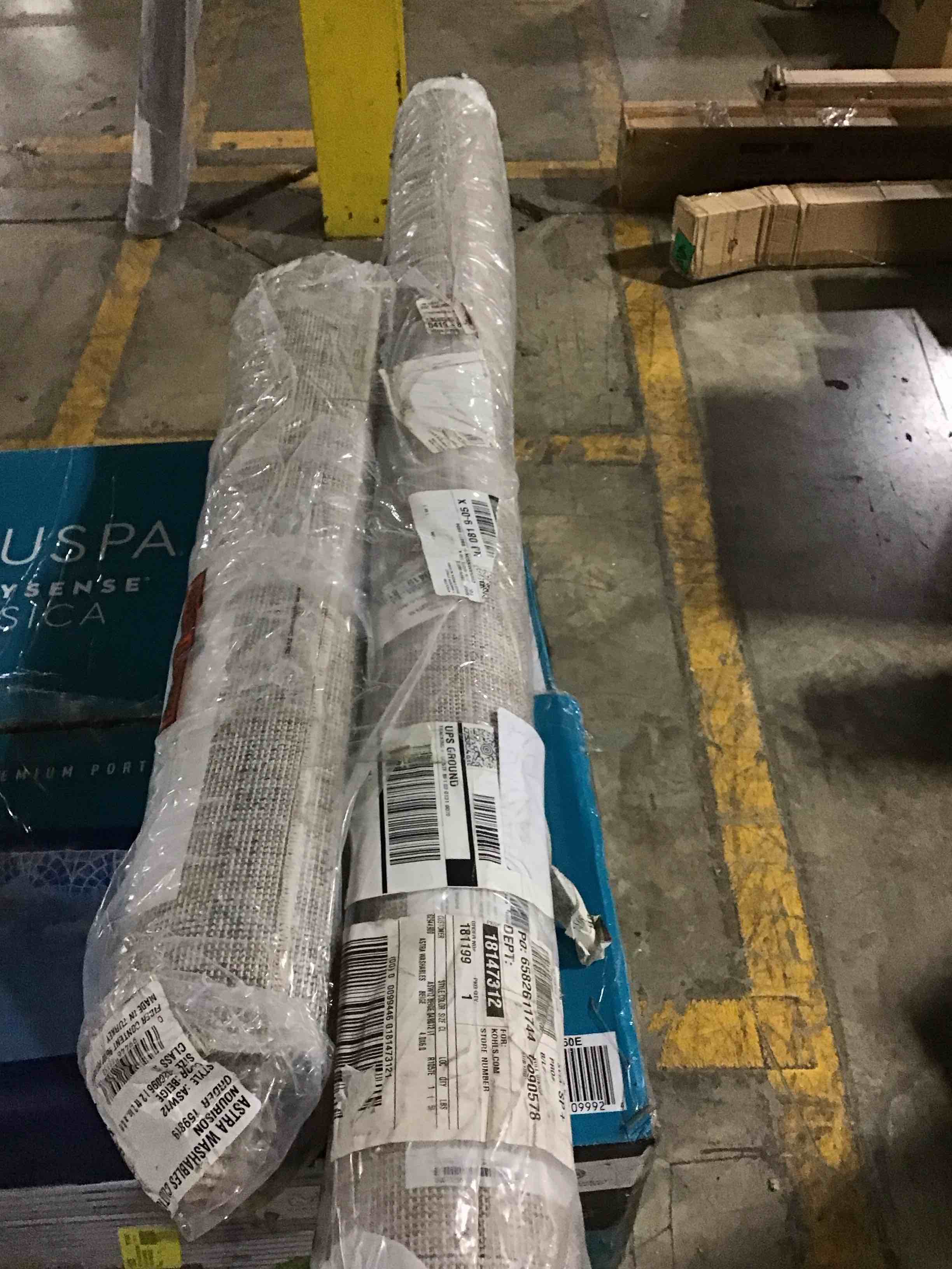 https://s3.amazonaws.com/lotting-images-prod/bidfta/BLU3739193_1743521769347.jpeg
