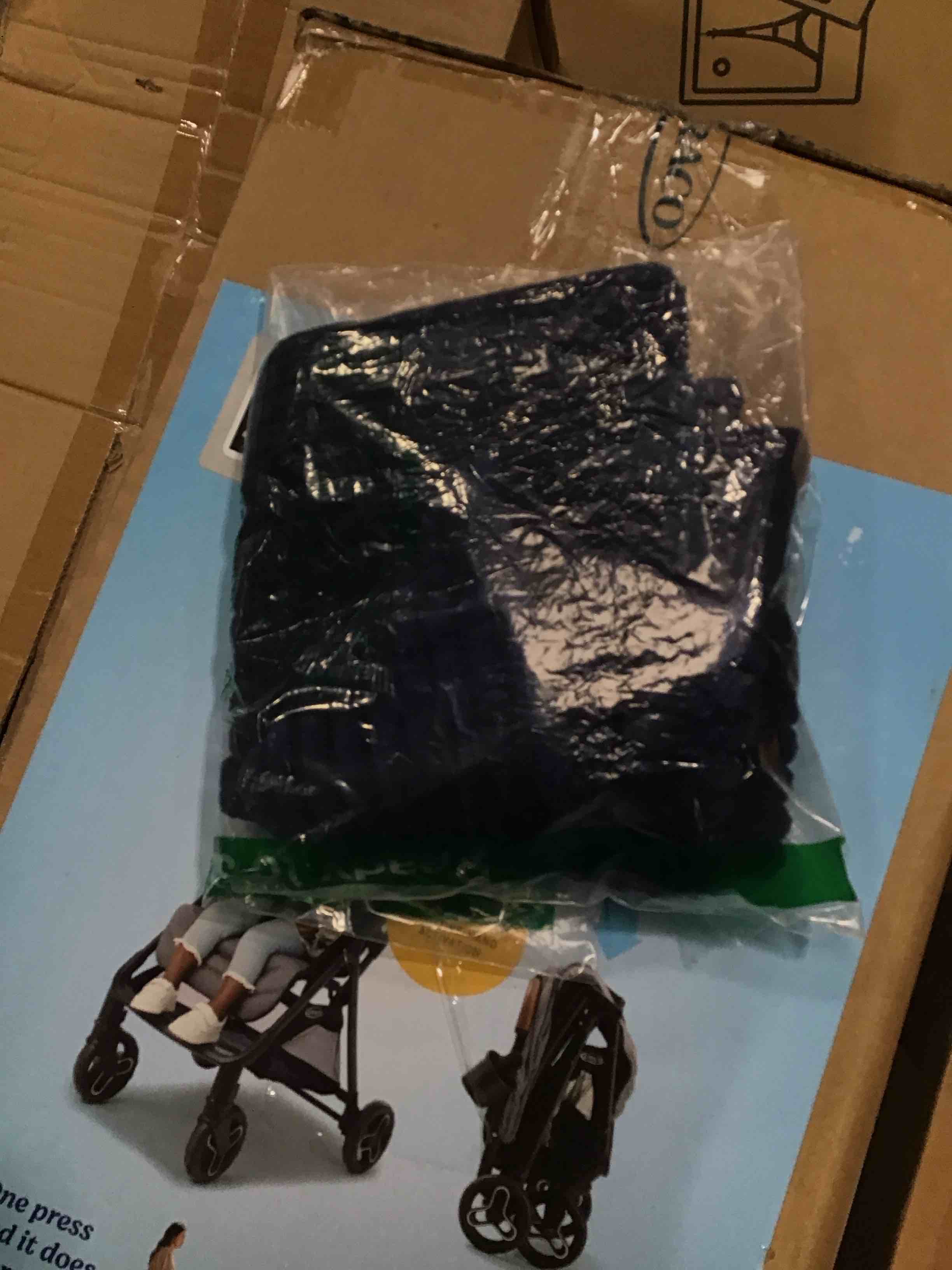 https://s3.amazonaws.com/lotting-images-prod/bidfta/BLU3739382_1760545945372.jpeg