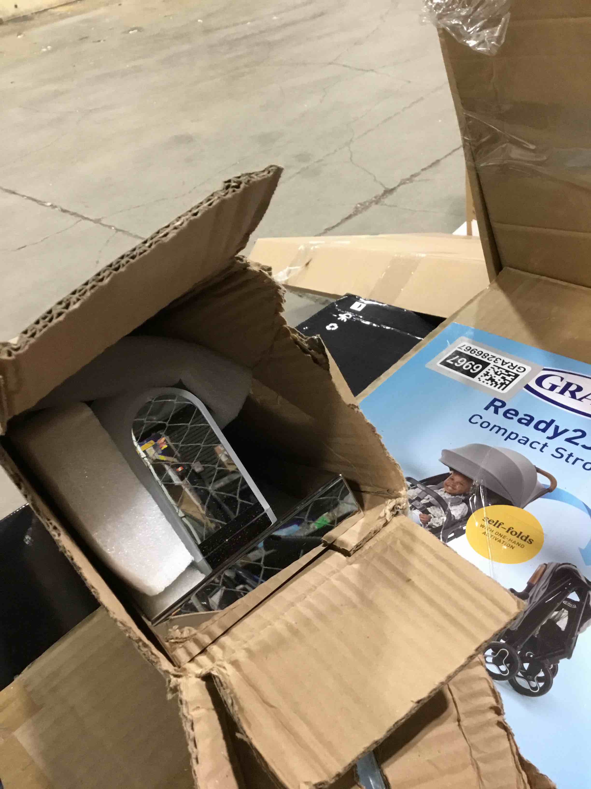 https://s3.amazonaws.com/lotting-images-prod/bidfta/BLU3739404_1760569703712.jpeg