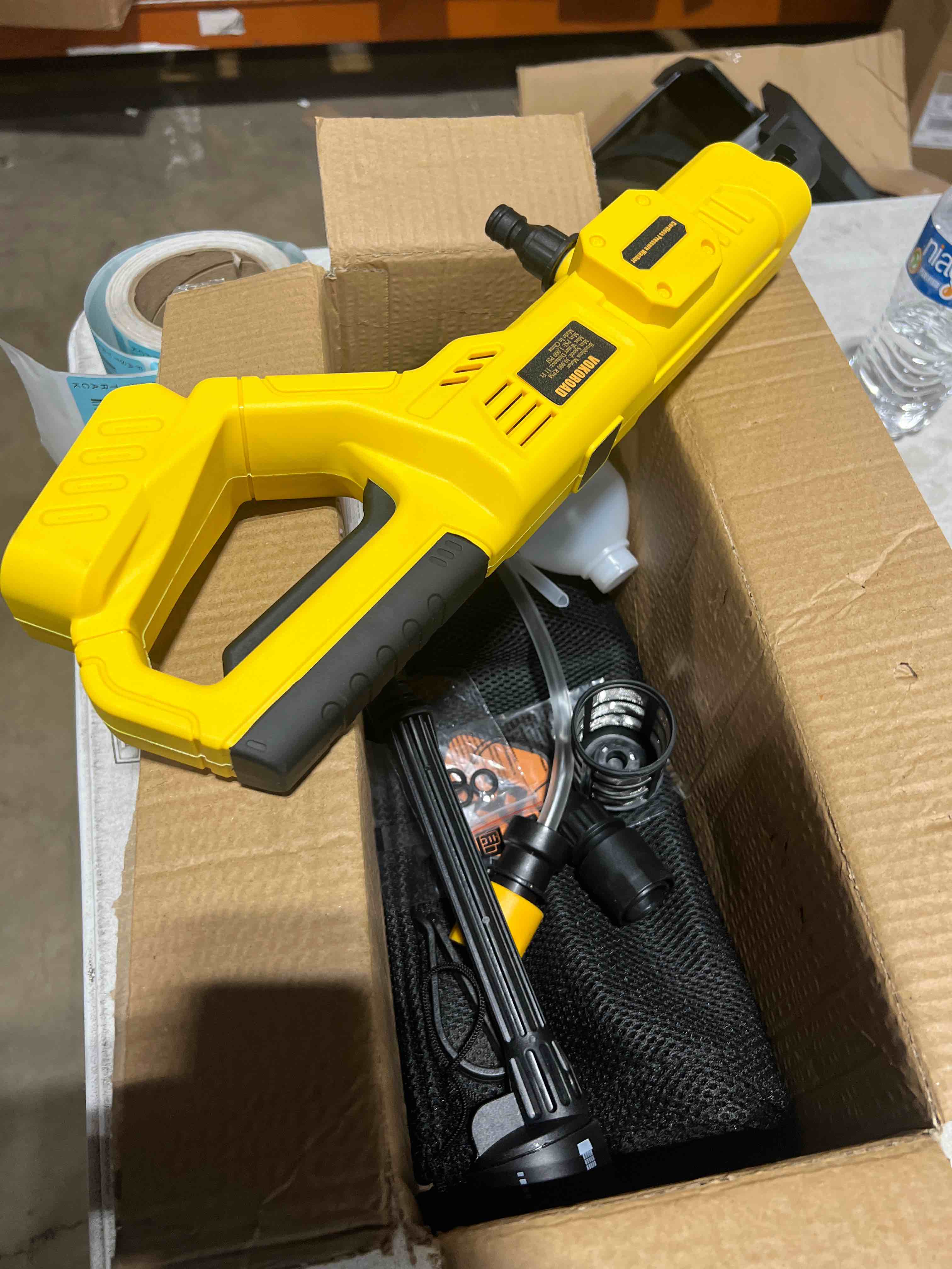 Cordless Pressure Washer for DeWalt 20V Max Battery, Portable Cordless Power Washer 1000PSI, Handheld Car Pressure Washer with 6-in-1 Nozzle for Patio Car Floor Fence Deck Indoor(Tool Only) Yellow