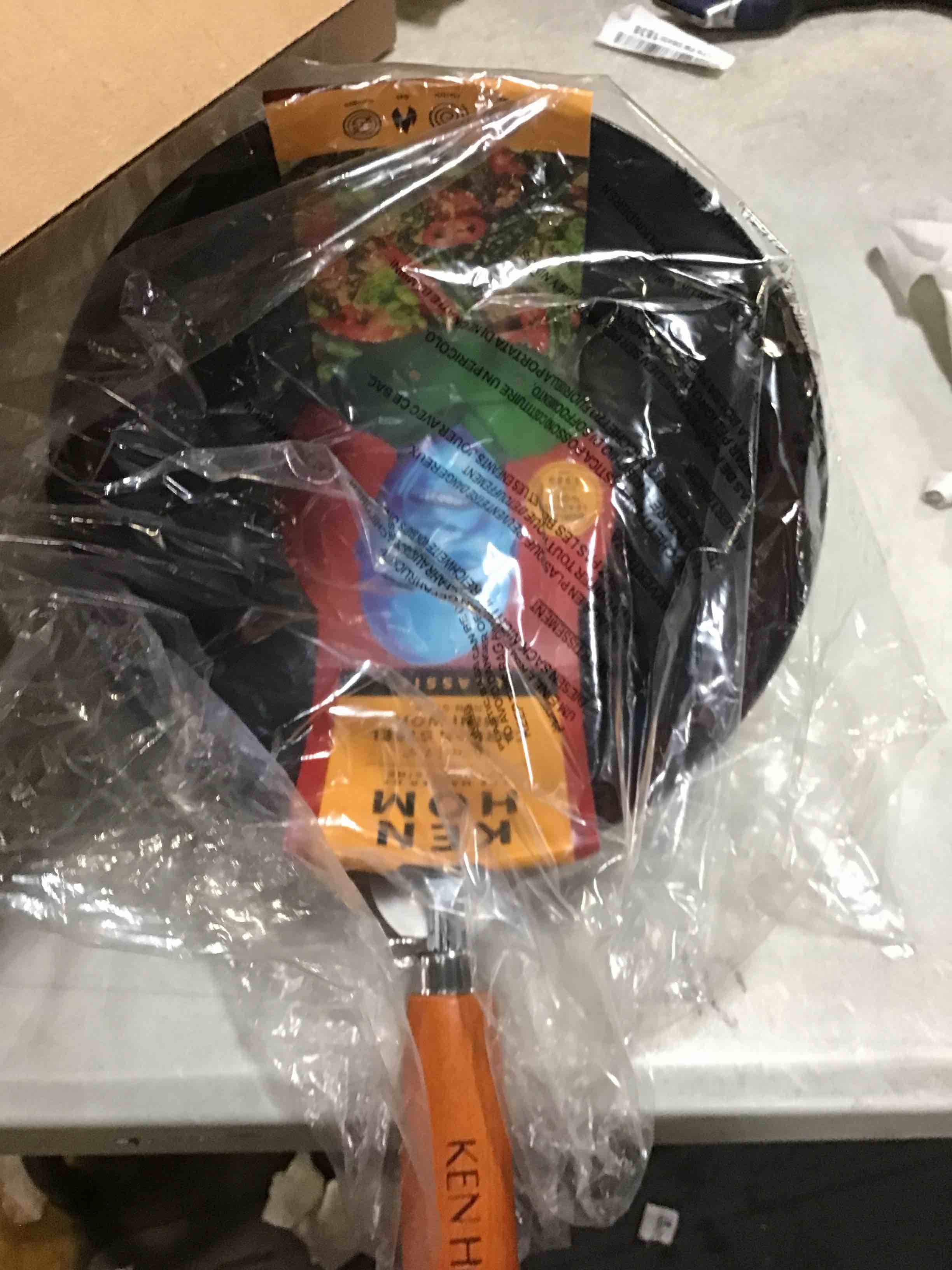 https://s3.amazonaws.com/lotting-images-prod/bidfta/BLU3777157_1688052008409.jpeg