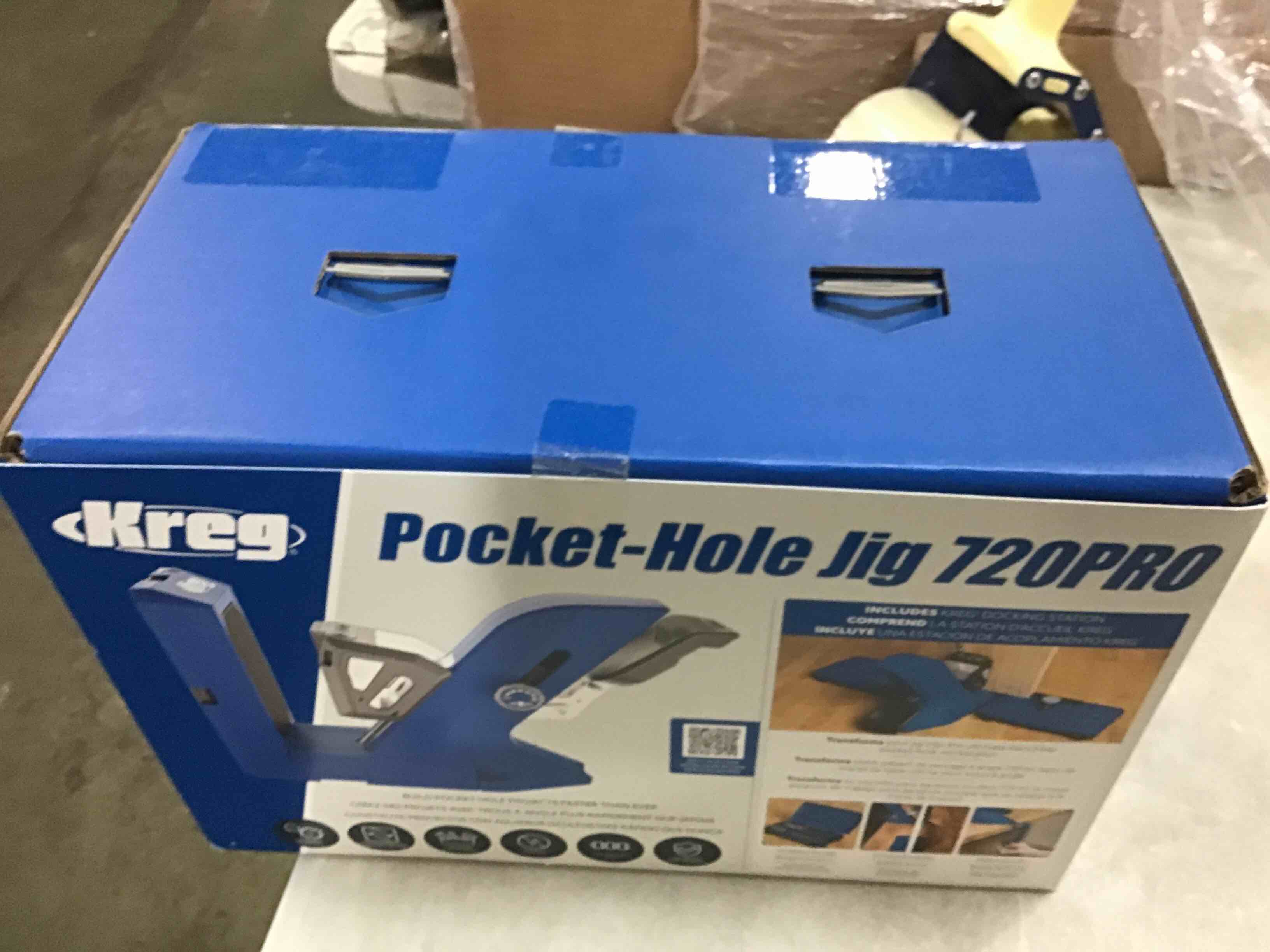 https://s3.amazonaws.com/lotting-images-prod/bidfta/BLU3777327_1688130627460.jpeg