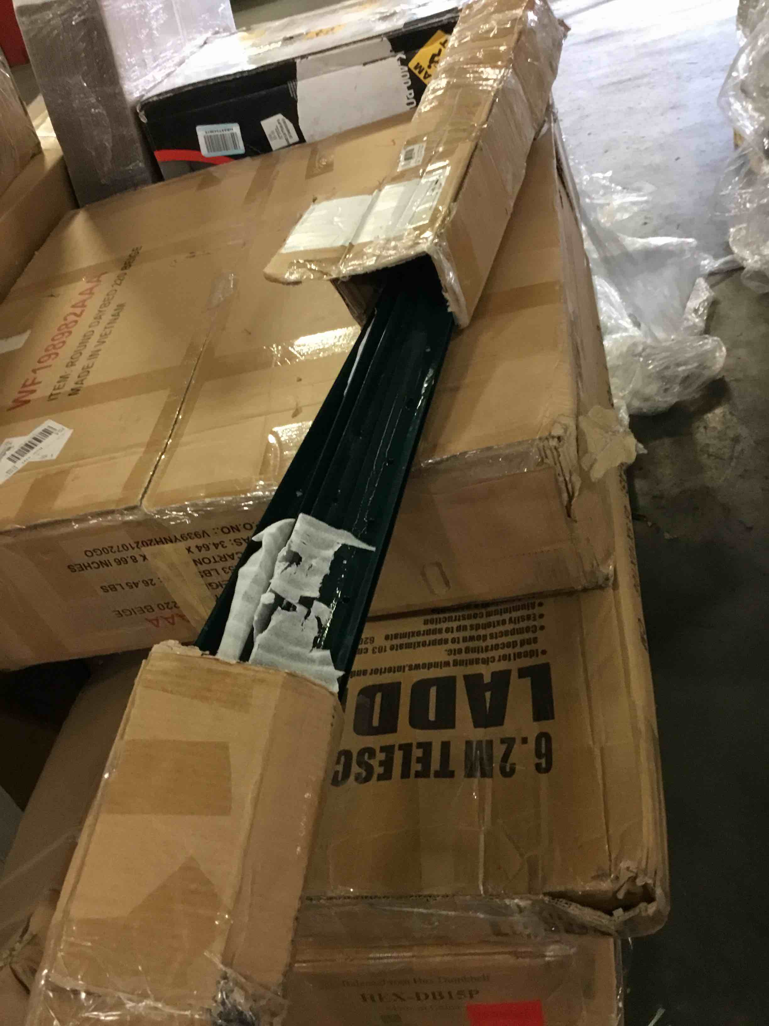 https://s3.amazonaws.com/lotting-images-prod/bidfta/BLU3777695_1688735397923.jpeg