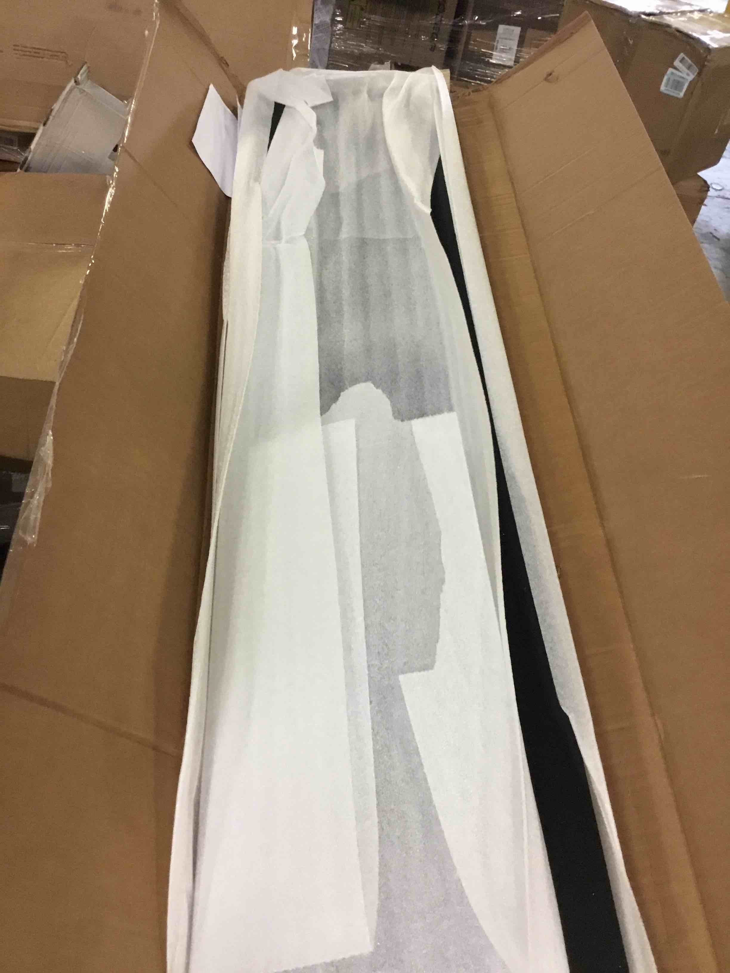 https://s3.amazonaws.com/lotting-images-prod/bidfta/BLU3777777_1688752275256.jpeg