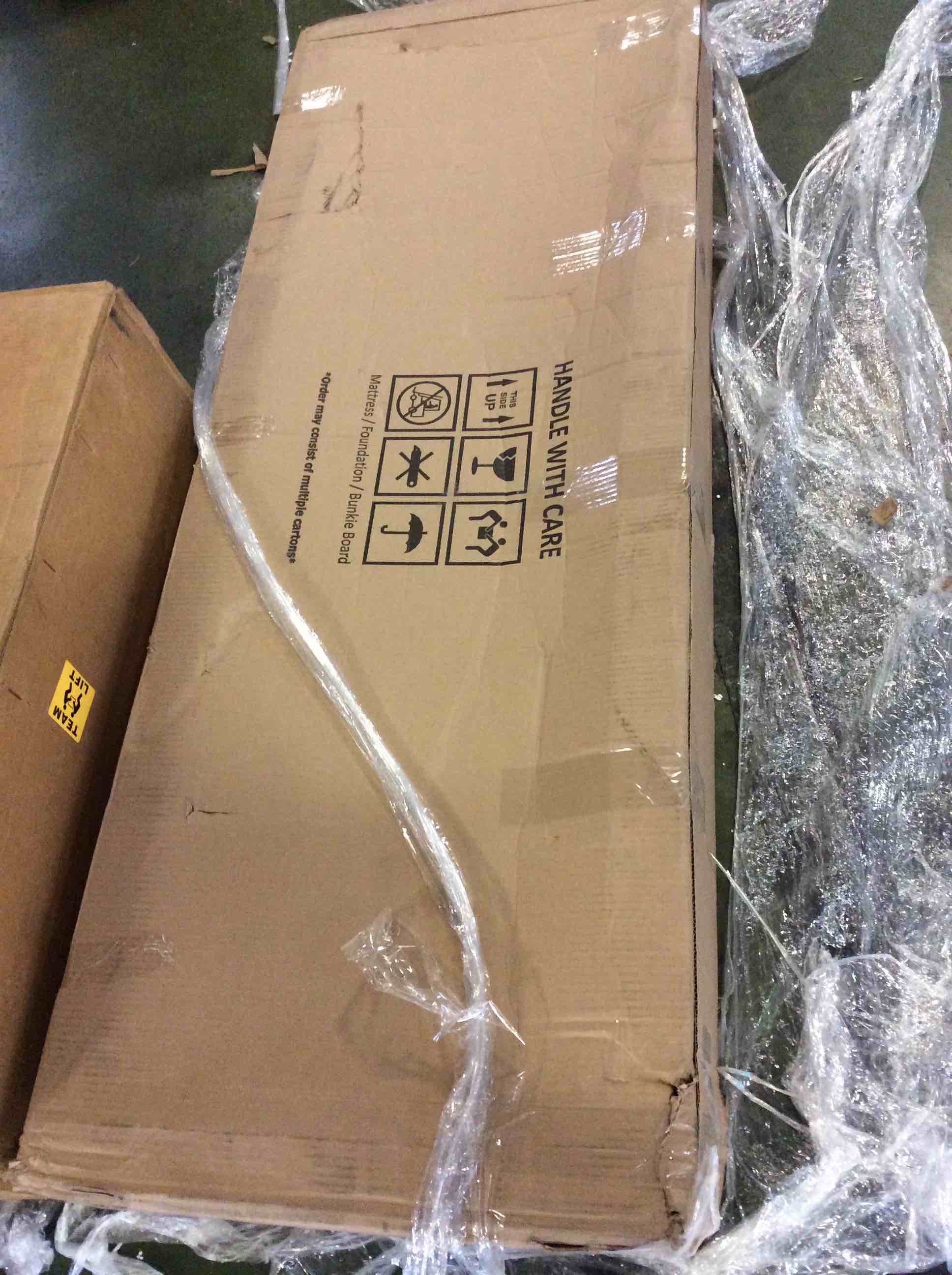 https://s3.amazonaws.com/lotting-images-prod/bidfta/BLU3778825_1690488655567.jpeg