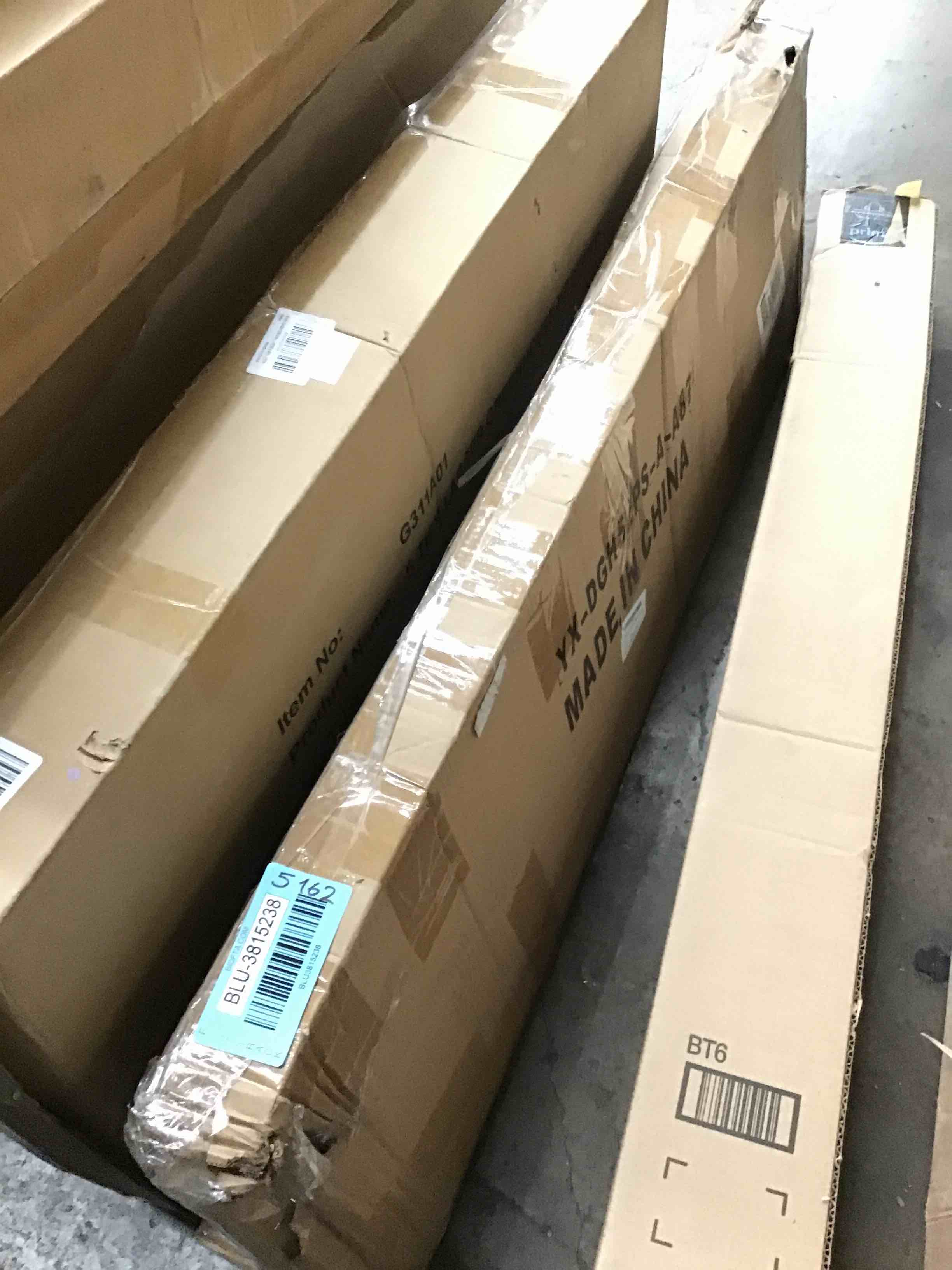 https://s3.amazonaws.com/lotting-images-prod/bidfta/BLU3815238_1669761467769.jpeg