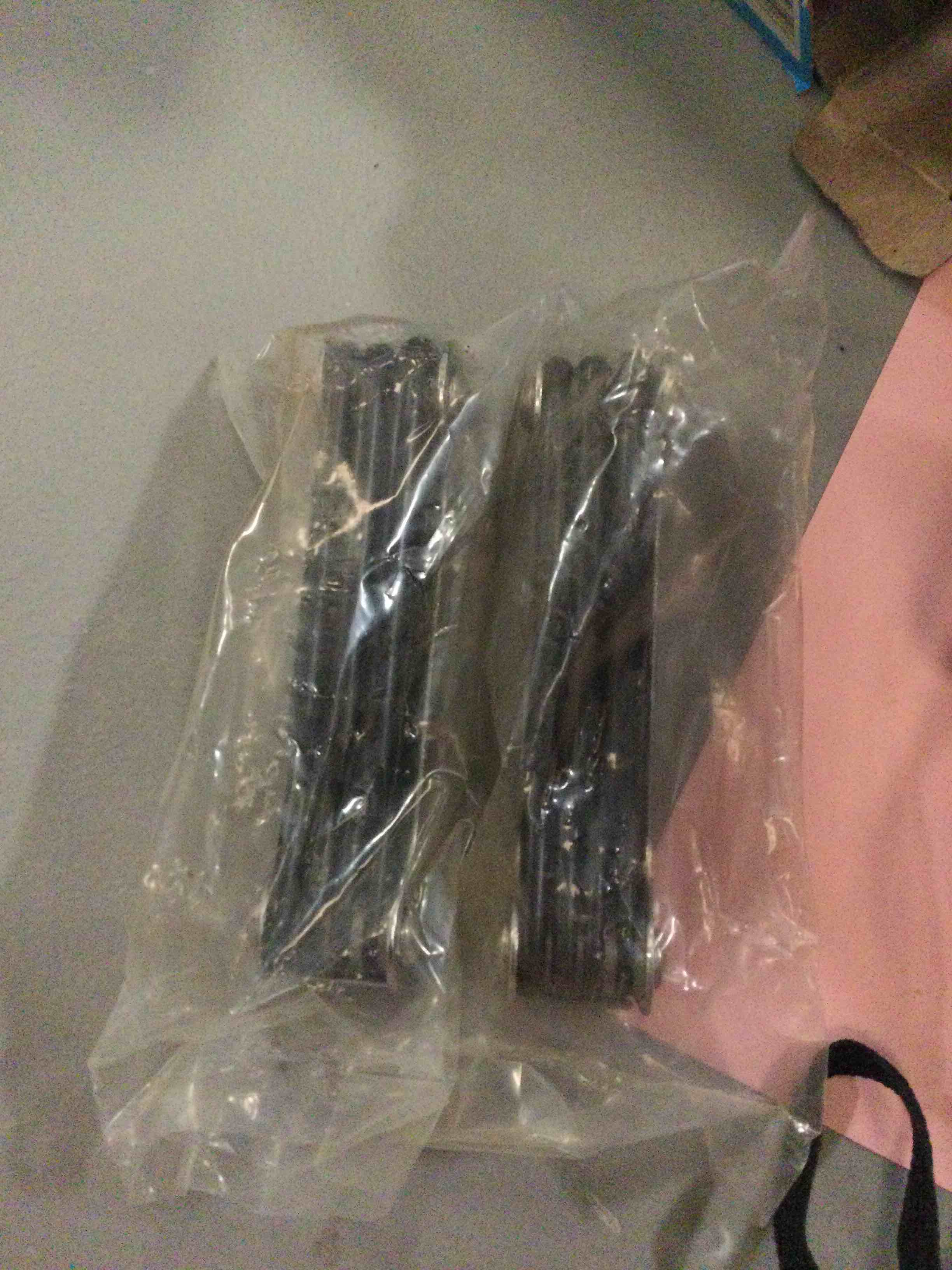 https://s3.amazonaws.com/lotting-images-prod/bidfta/BLU3853717_1685130491960.jpeg