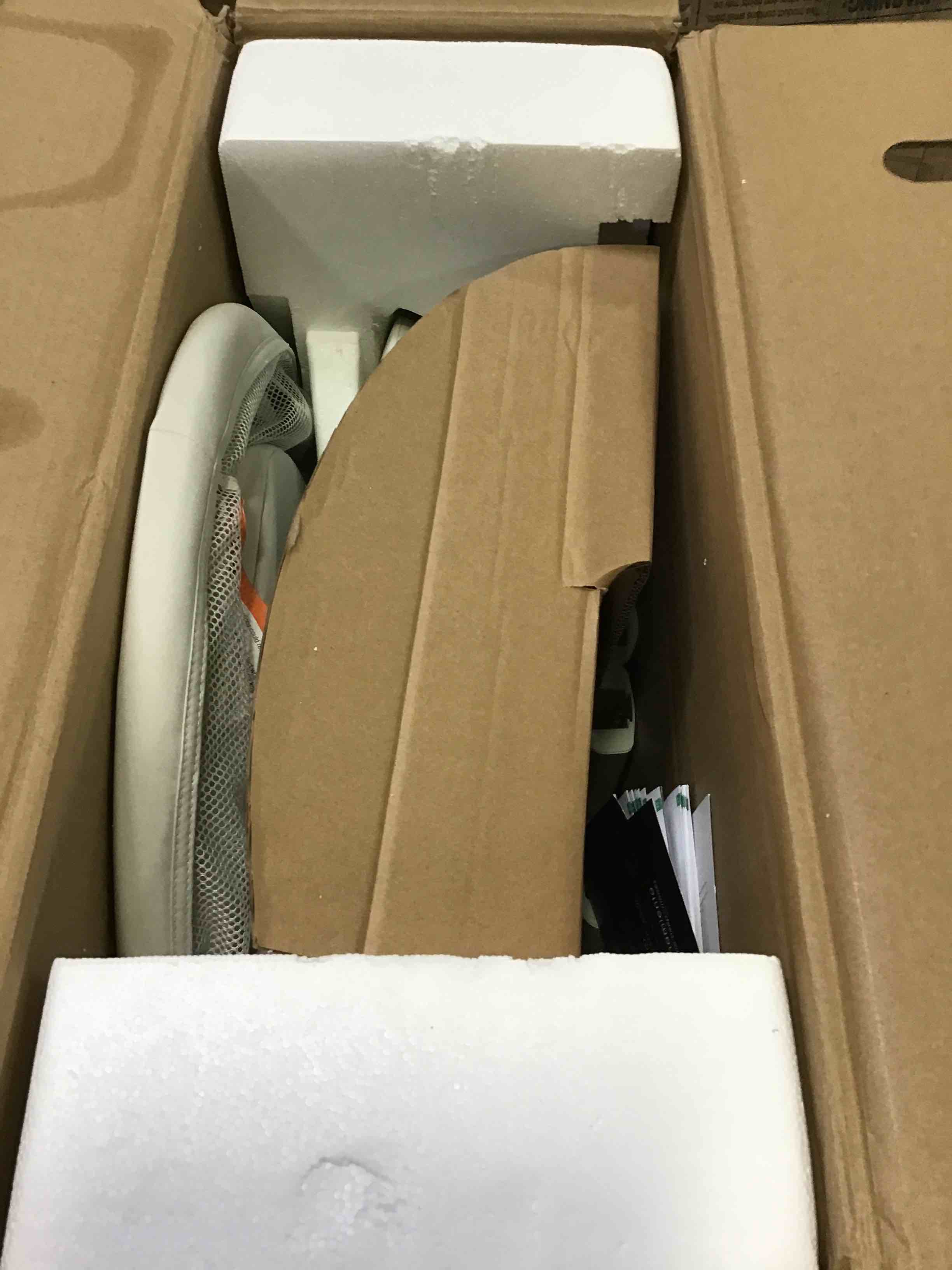 https://s3.amazonaws.com/lotting-images-prod/bidfta/BLU3877154_1692040843800.jpeg
