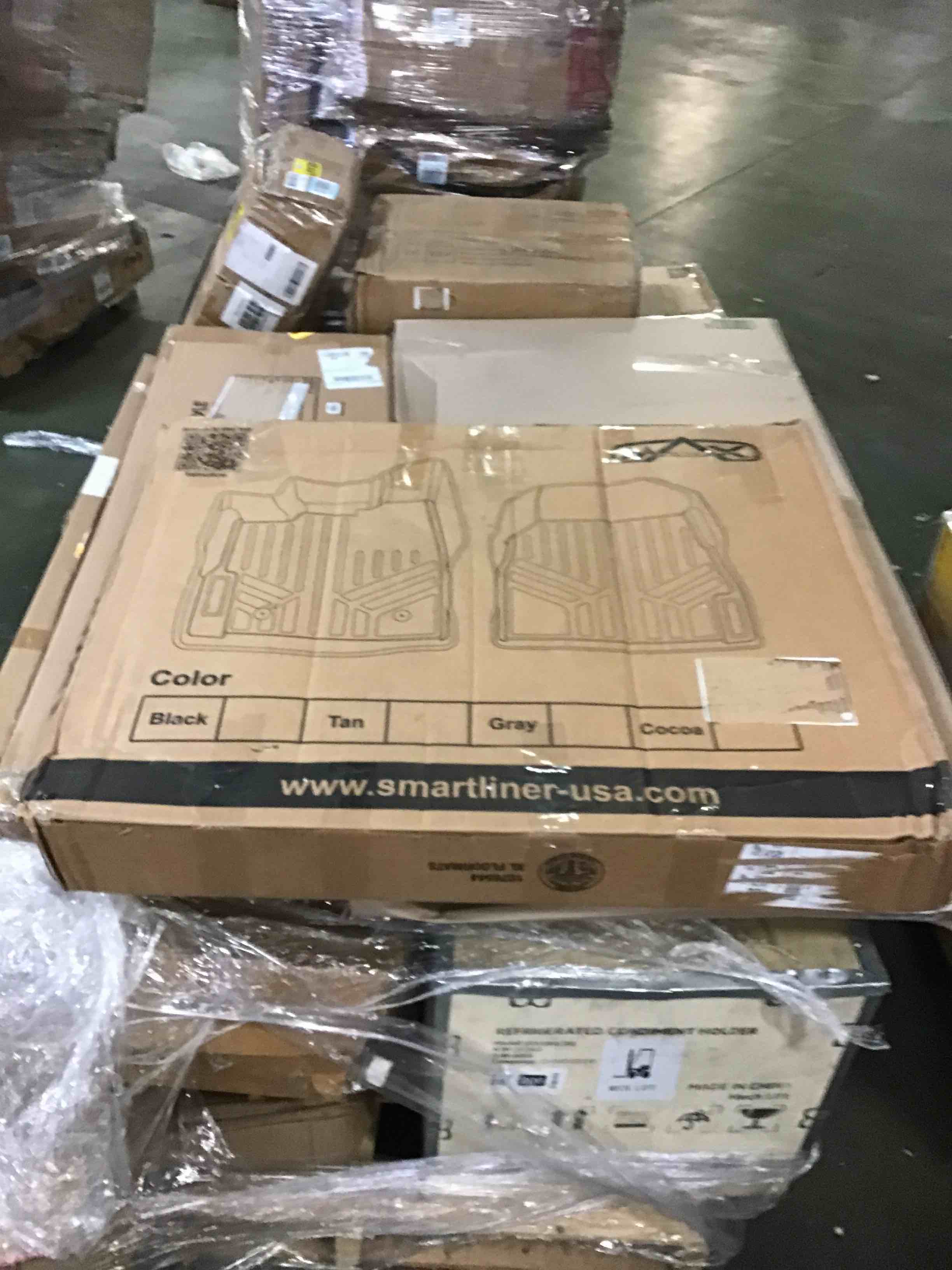 https://s3.amazonaws.com/lotting-images-prod/bidfta/BLU3877435_1692188078761.jpeg