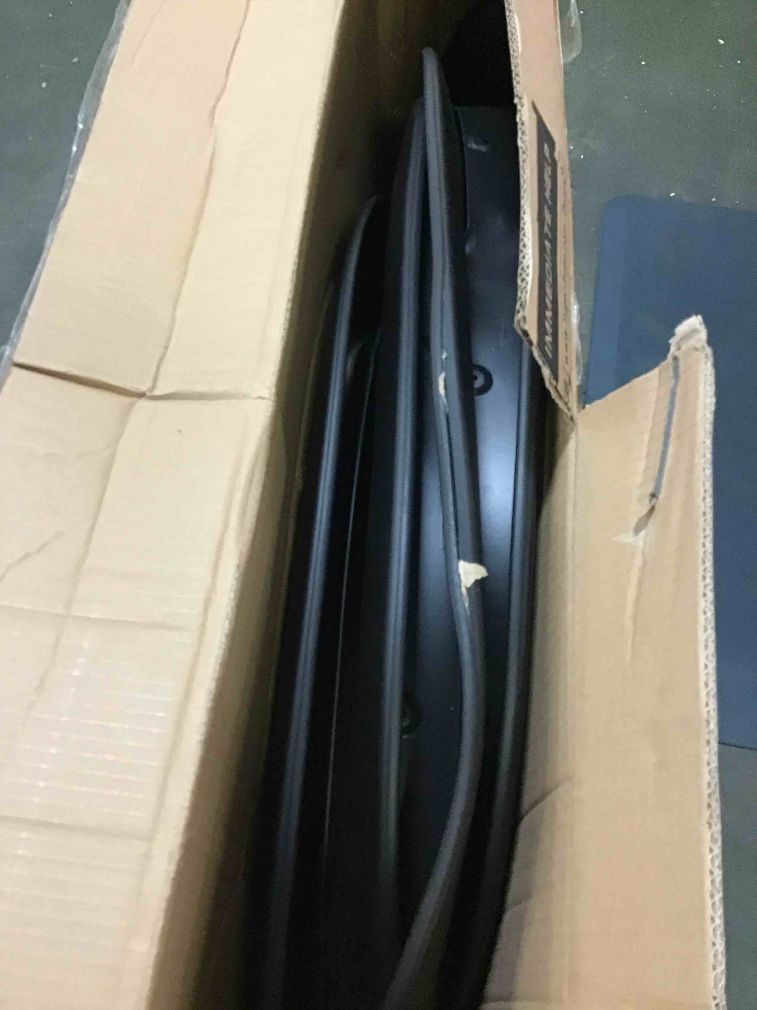 https://s3.amazonaws.com/lotting-images-prod/bidfta/BLU3877620_1692279857181.jpeg