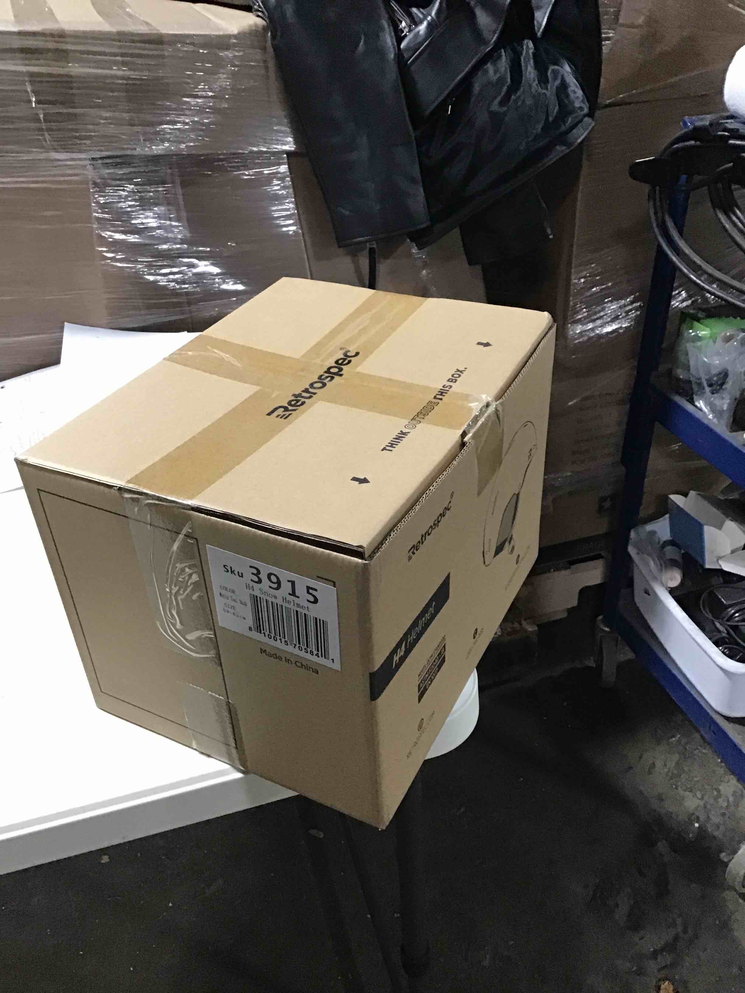 https://s3.amazonaws.com/lotting-images-prod/bidfta/BLU3965828_1684517659281.jpeg