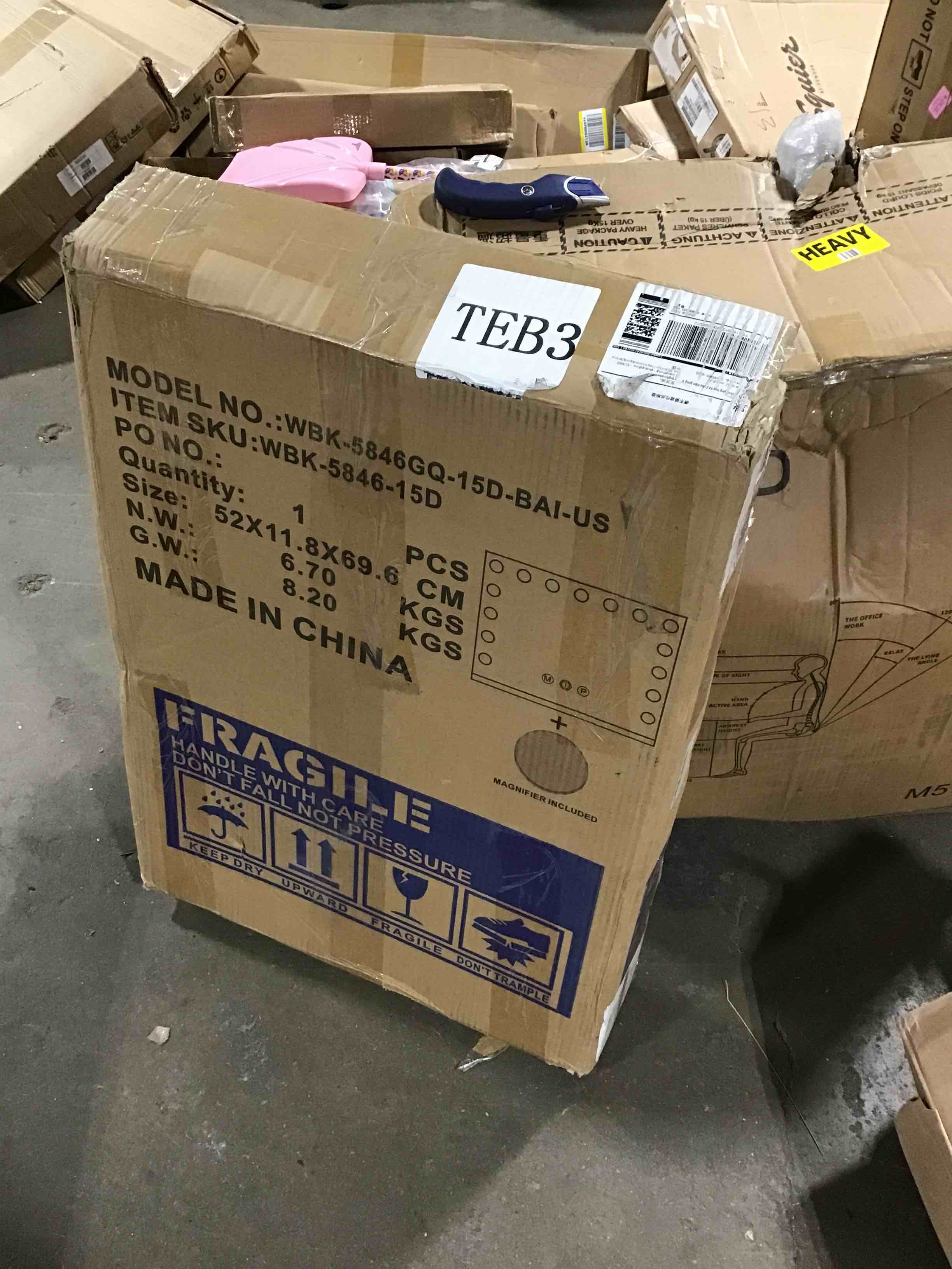 https://s3.amazonaws.com/lotting-images-prod/bidfta/BLU3965835_1684518444431.jpeg