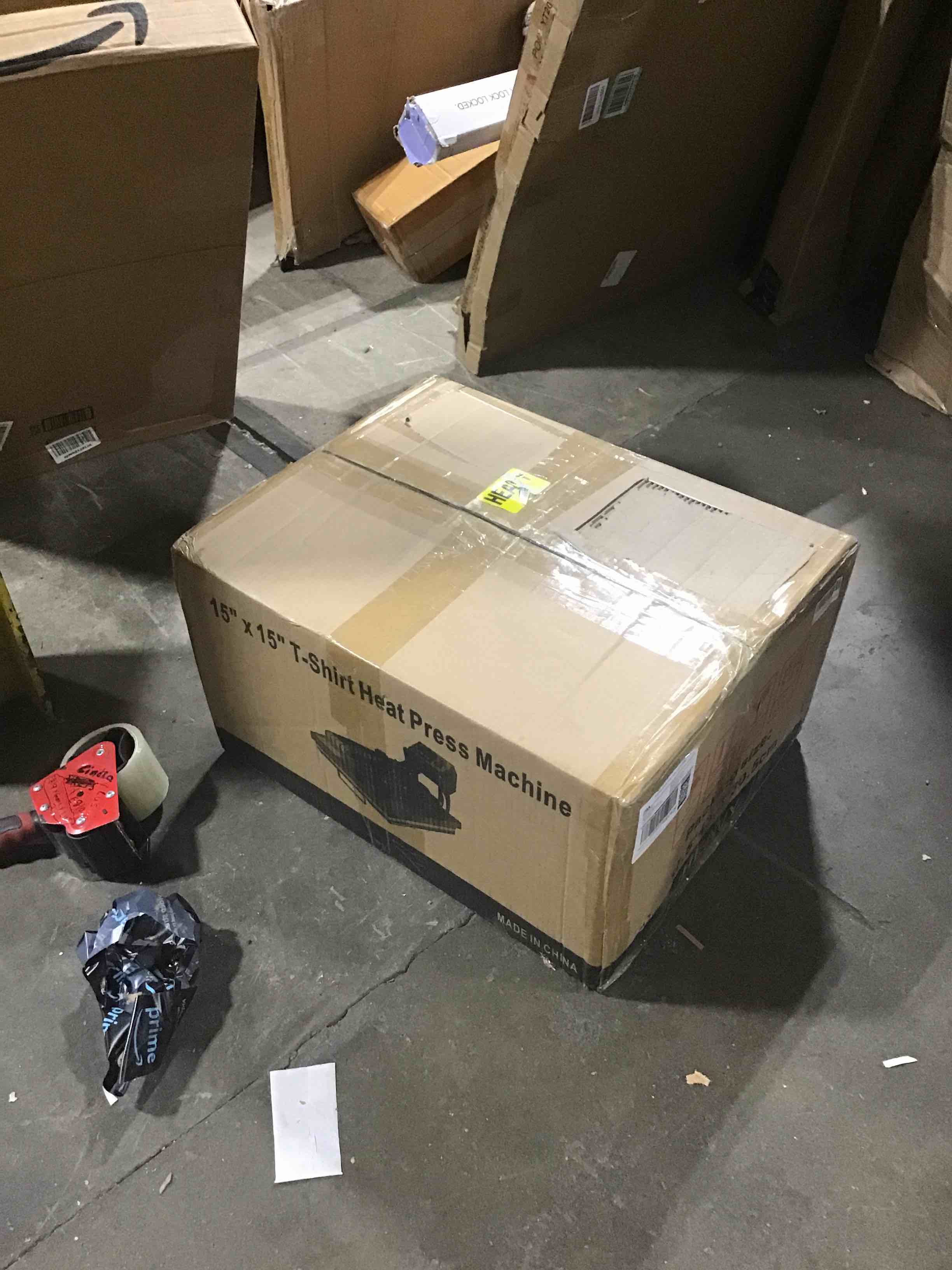 https://s3.amazonaws.com/lotting-images-prod/bidfta/BLU3965874_1684762184417.jpeg
