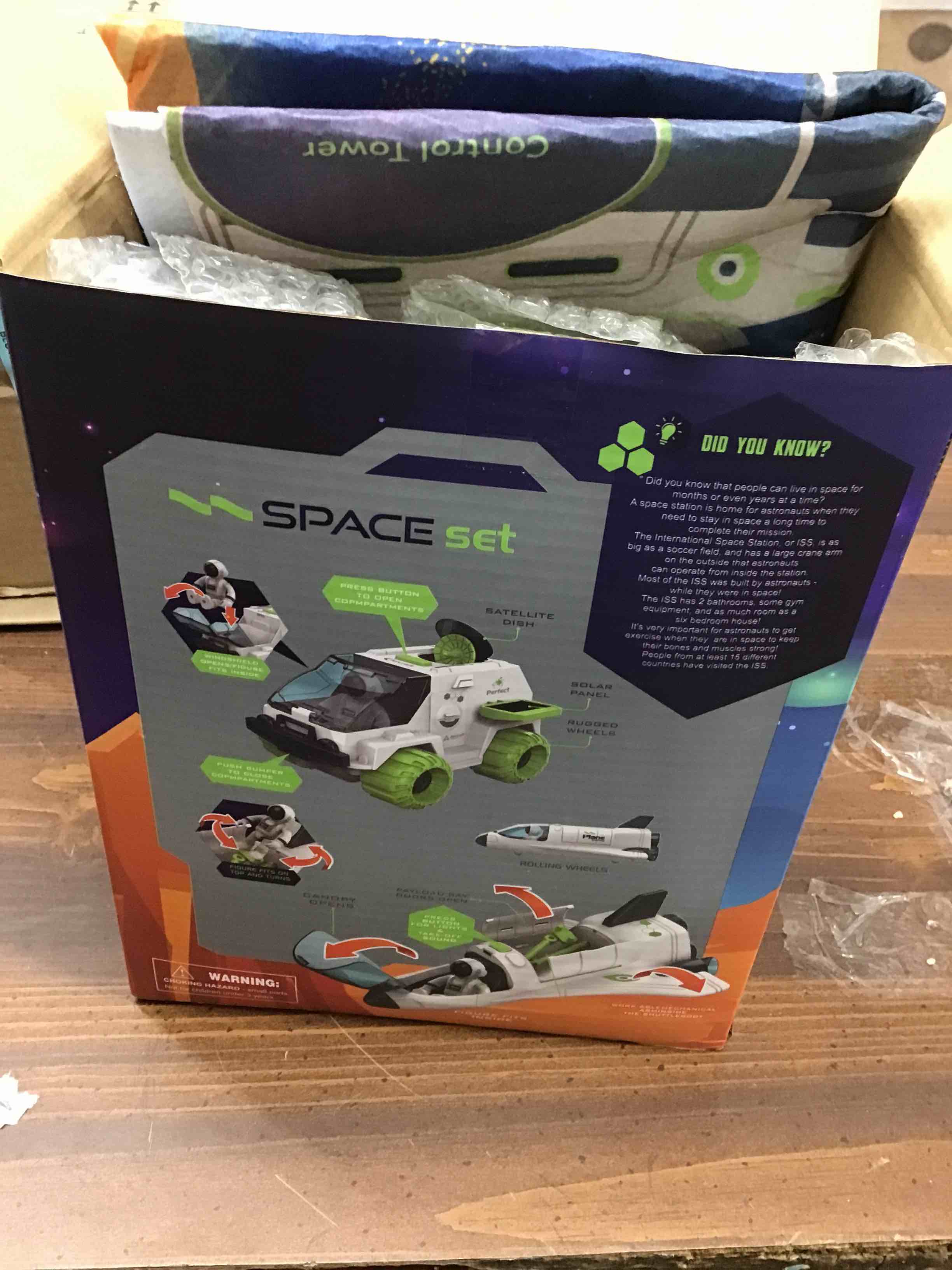 https://s3.amazonaws.com/lotting-images-prod/bidfta/BLU4006517_1678313509662.jpeg
