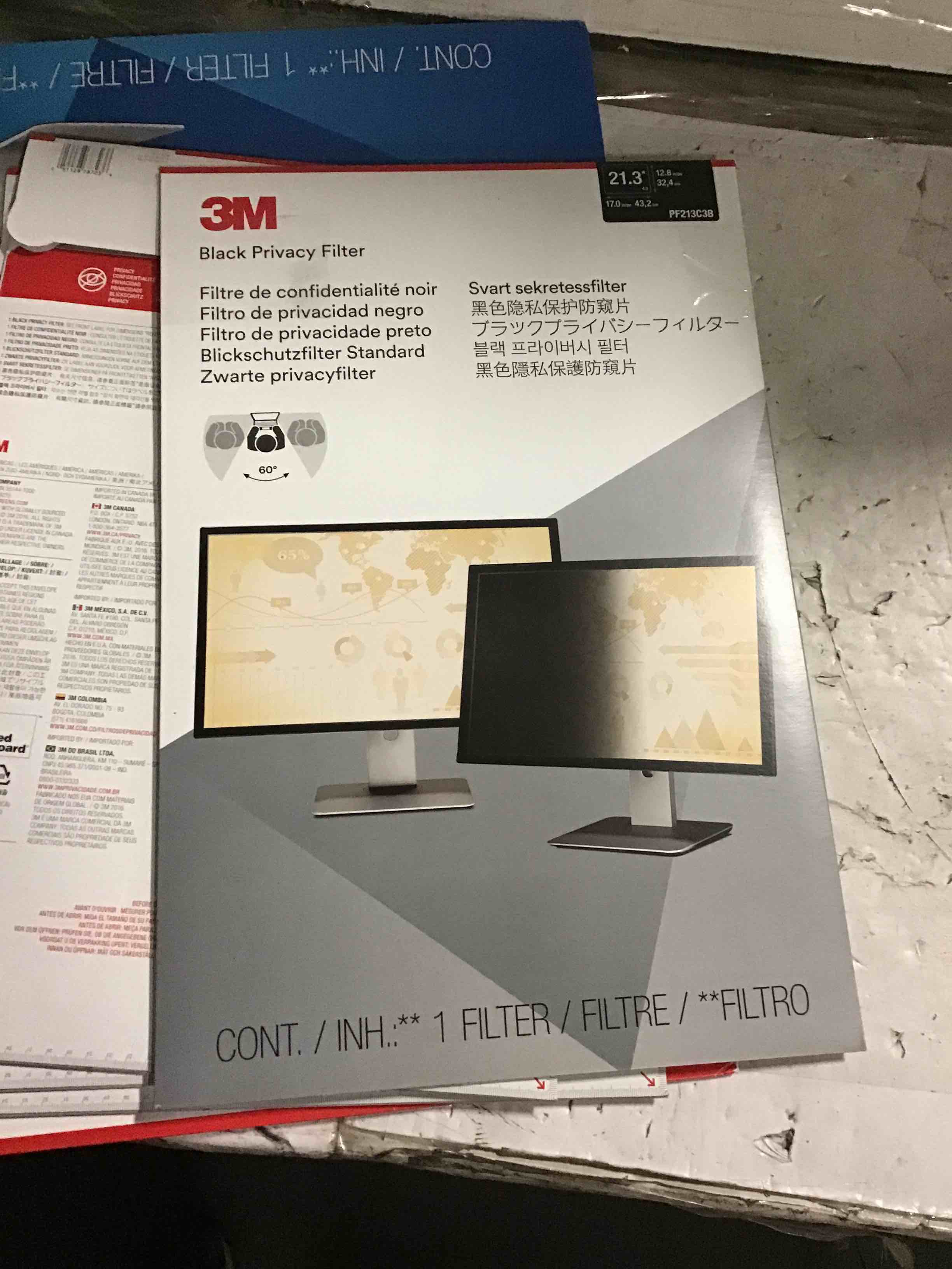 https://s3.amazonaws.com/lotting-images-prod/bidfta/BLU4067314_1670511236975.jpeg