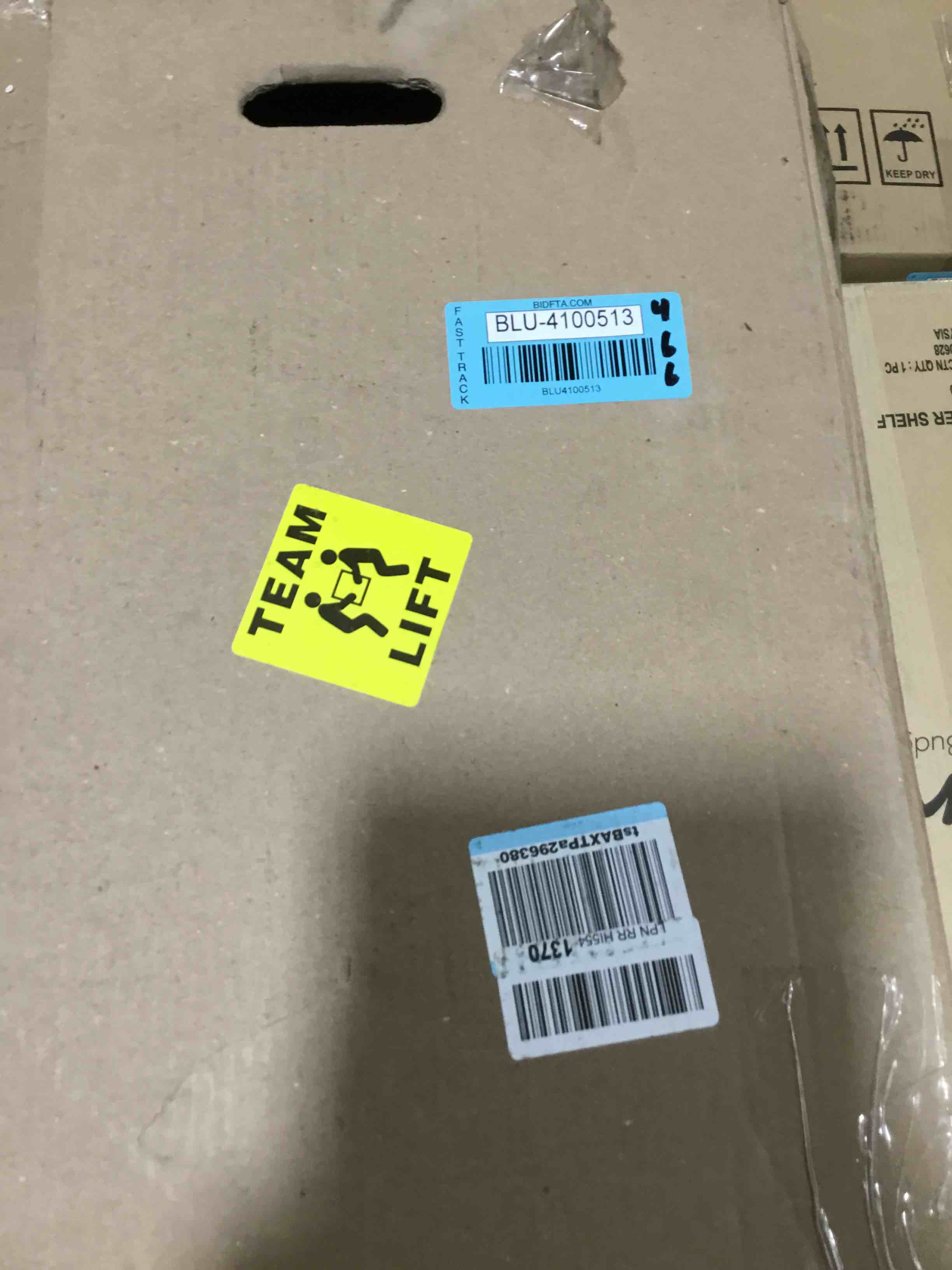 https://s3.amazonaws.com/lotting-images-prod/bidfta/BLU4100513_1706799895659.jpeg