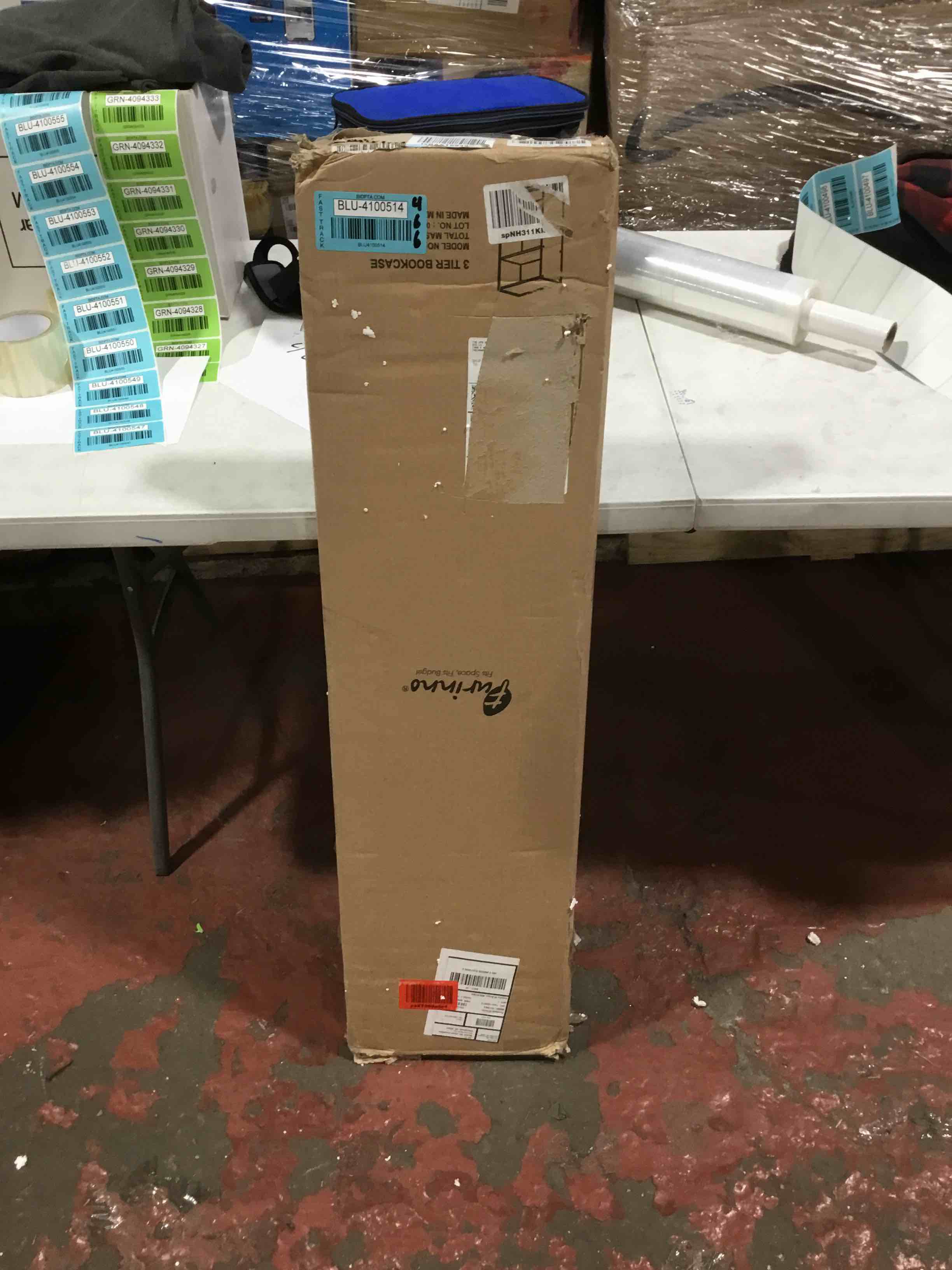 https://s3.amazonaws.com/lotting-images-prod/bidfta/BLU4100514_1706799590396.jpeg