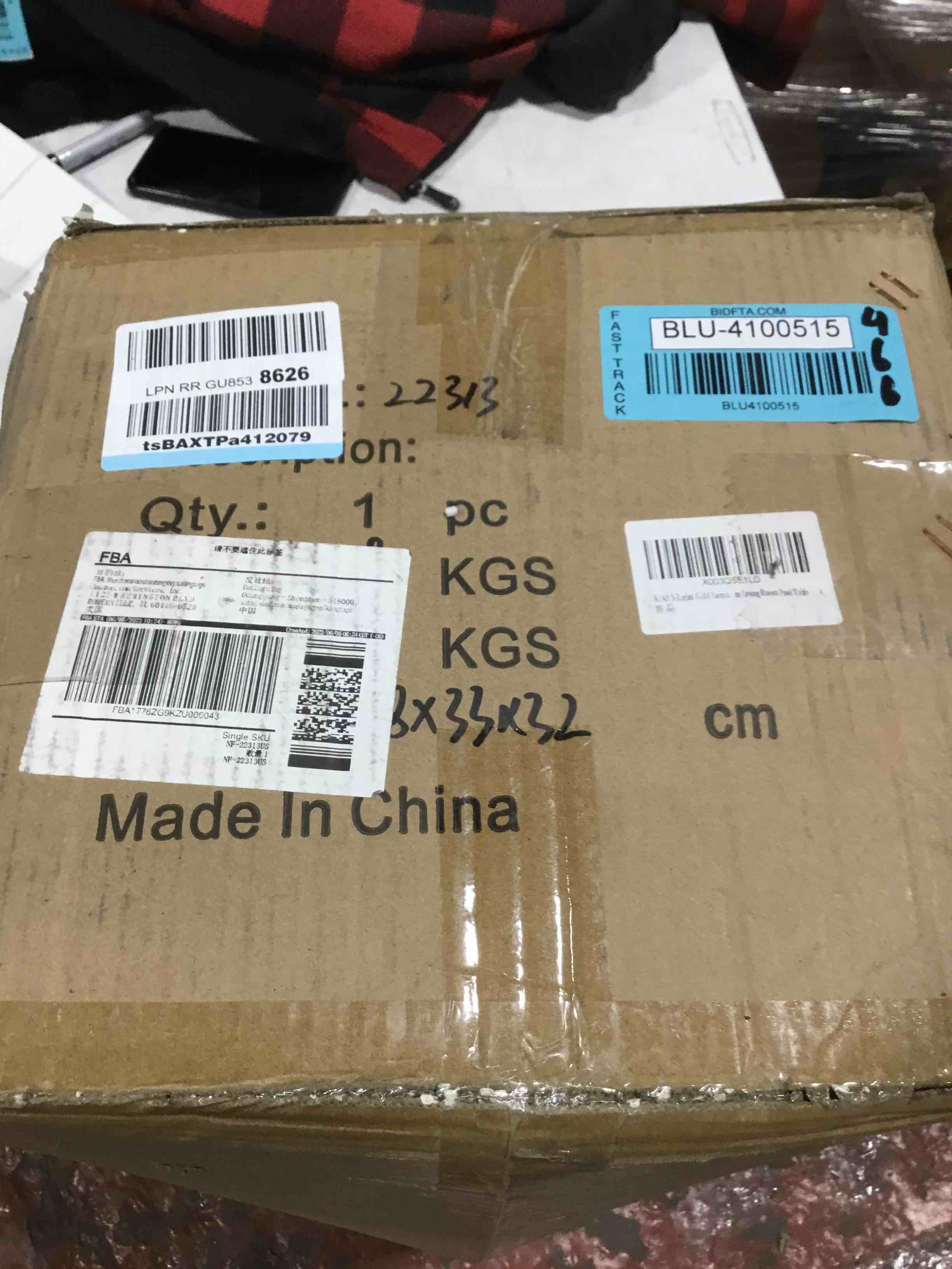 https://s3.amazonaws.com/lotting-images-prod/bidfta/BLU4100515_1706799447755.jpeg