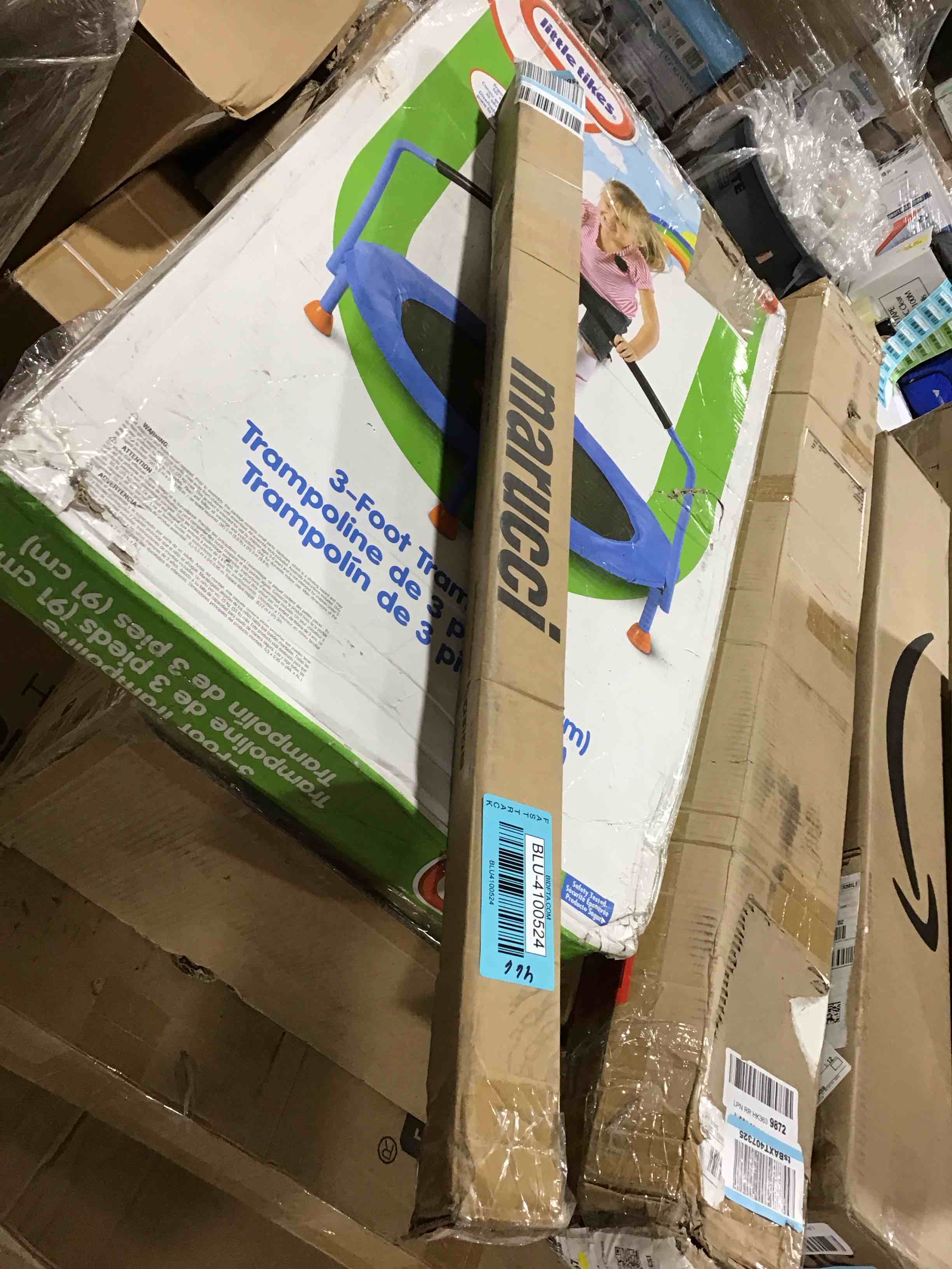 https://s3.amazonaws.com/lotting-images-prod/bidfta/BLU4100524_1706798814525.jpeg