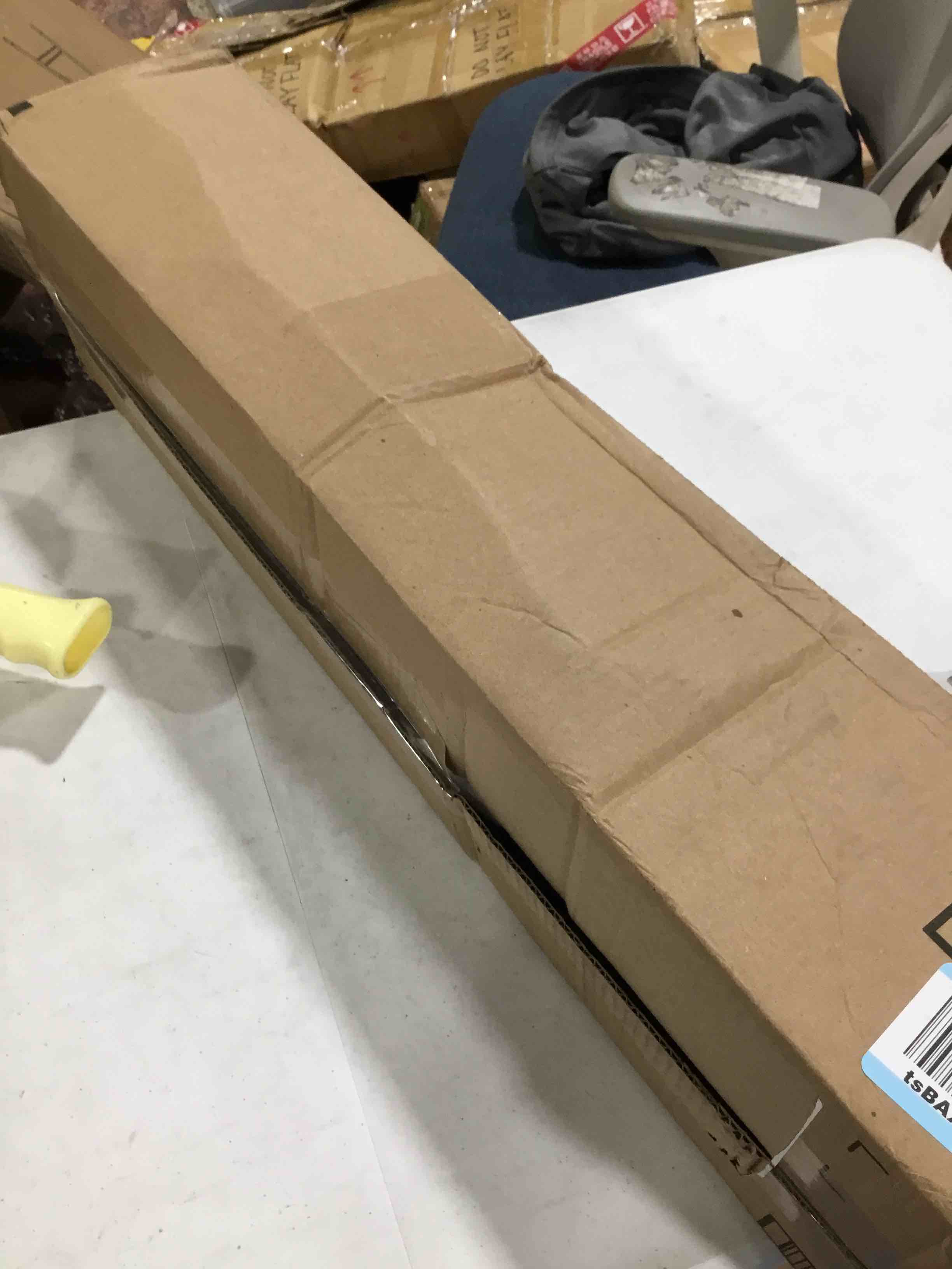 https://s3.amazonaws.com/lotting-images-prod/bidfta/BLU4100942_1713296522973.jpeg