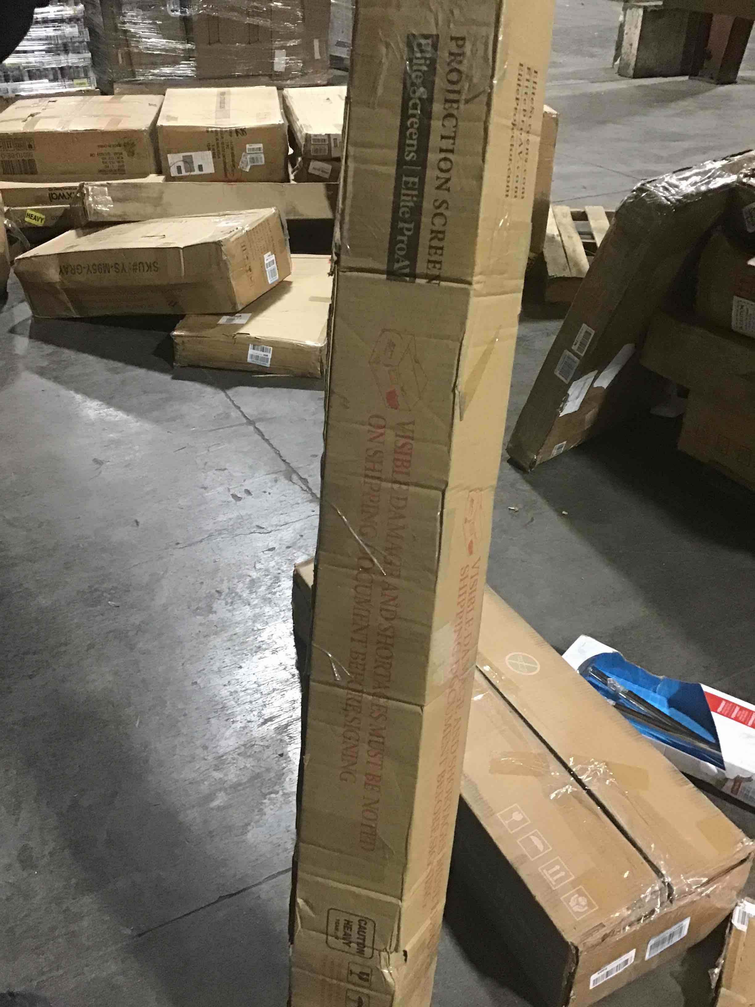 https://s3.amazonaws.com/lotting-images-prod/bidfta/BLU4102888_1702585744897.jpeg
