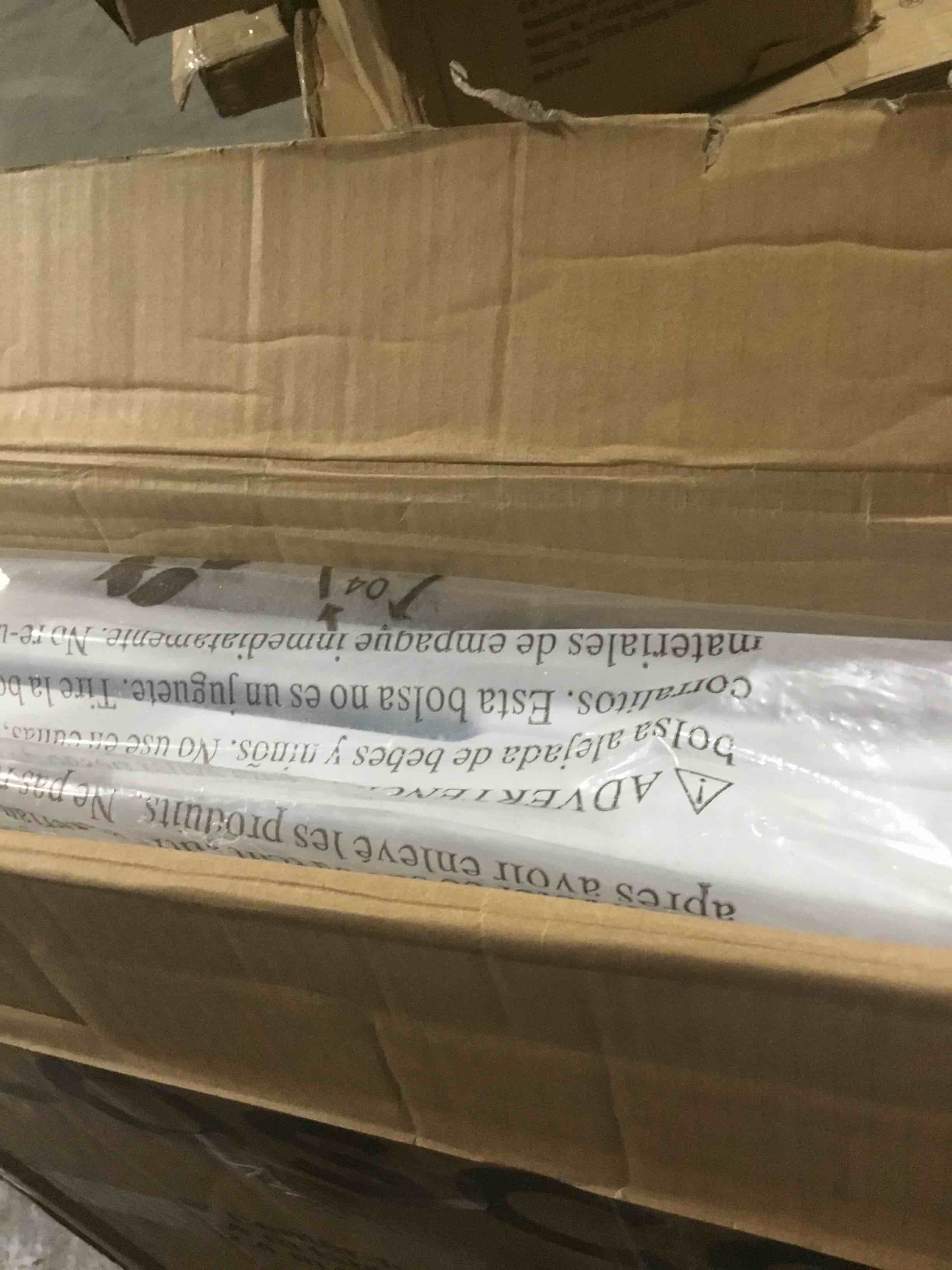 https://s3.amazonaws.com/lotting-images-prod/bidfta/BLU4102920_1702585626081.jpeg