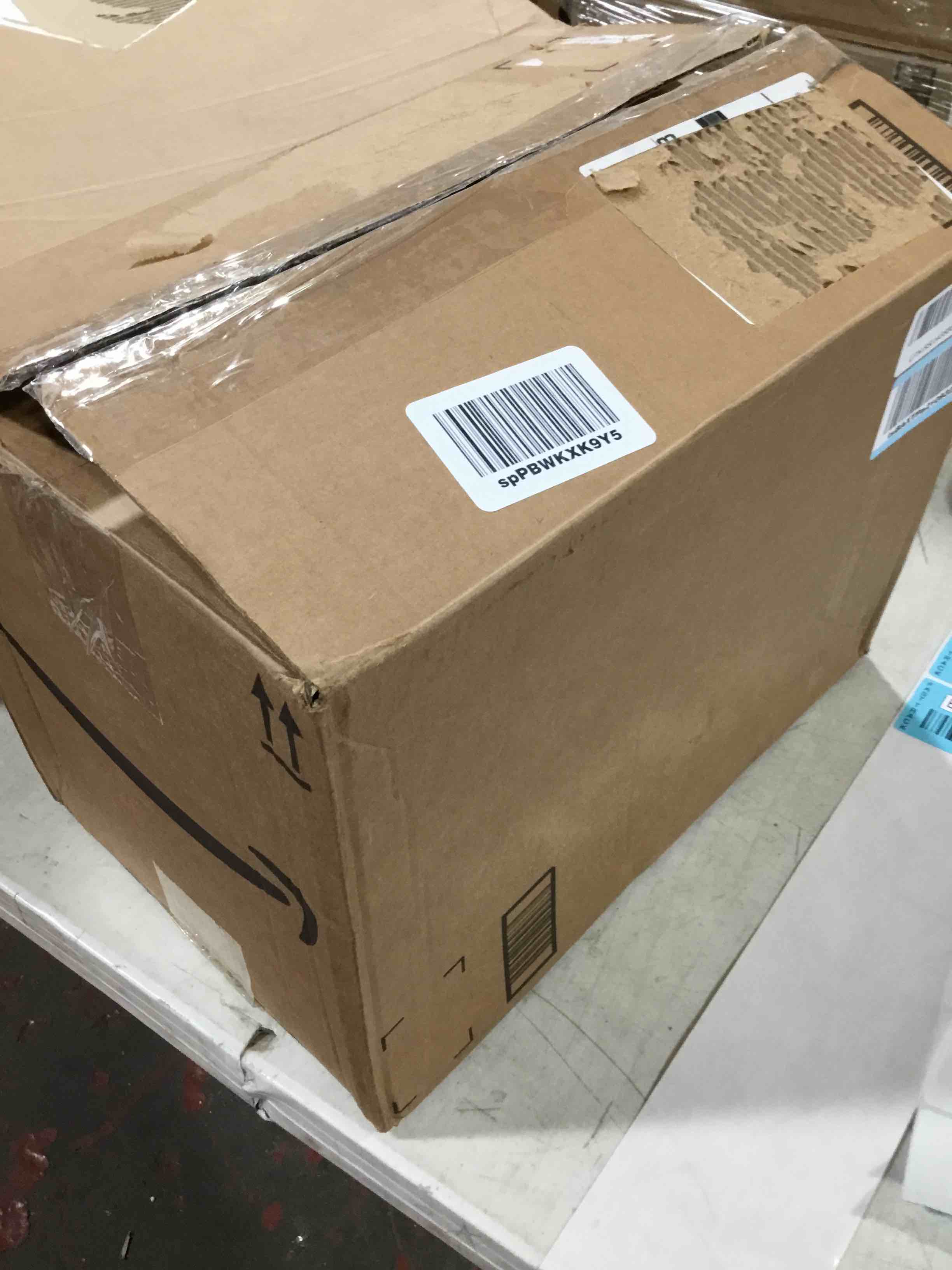 https://s3.amazonaws.com/lotting-images-prod/bidfta/BLU4104891_1703694558915.jpeg