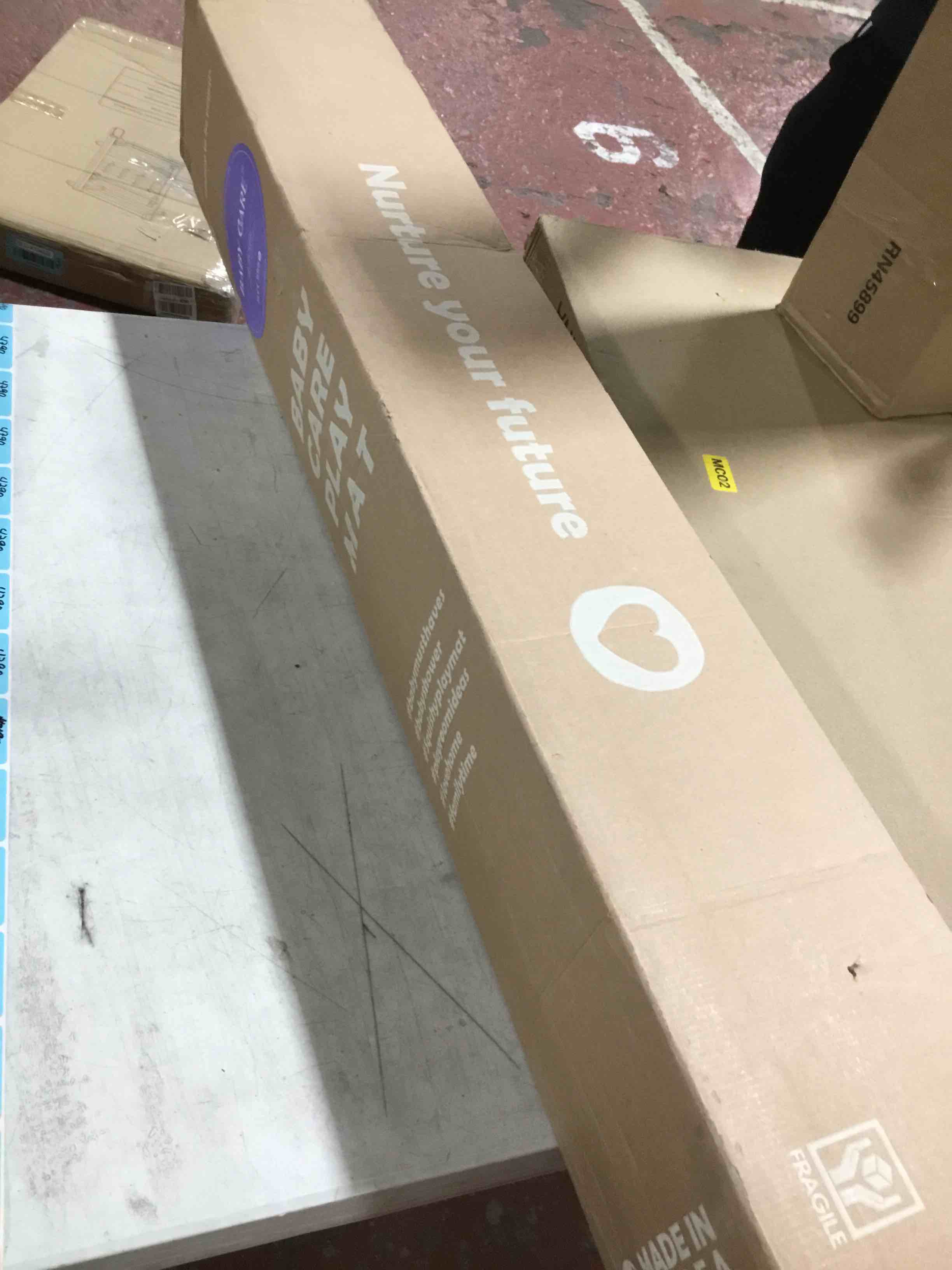 https://s3.amazonaws.com/lotting-images-prod/bidfta/BLU4104938_1703770095159.jpeg